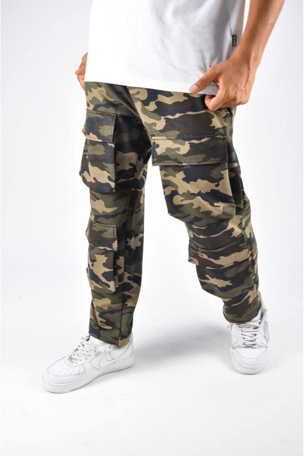 SUPERBLUE-Men's Wide Leg Elastic Camouflage Patterned Trousers 2