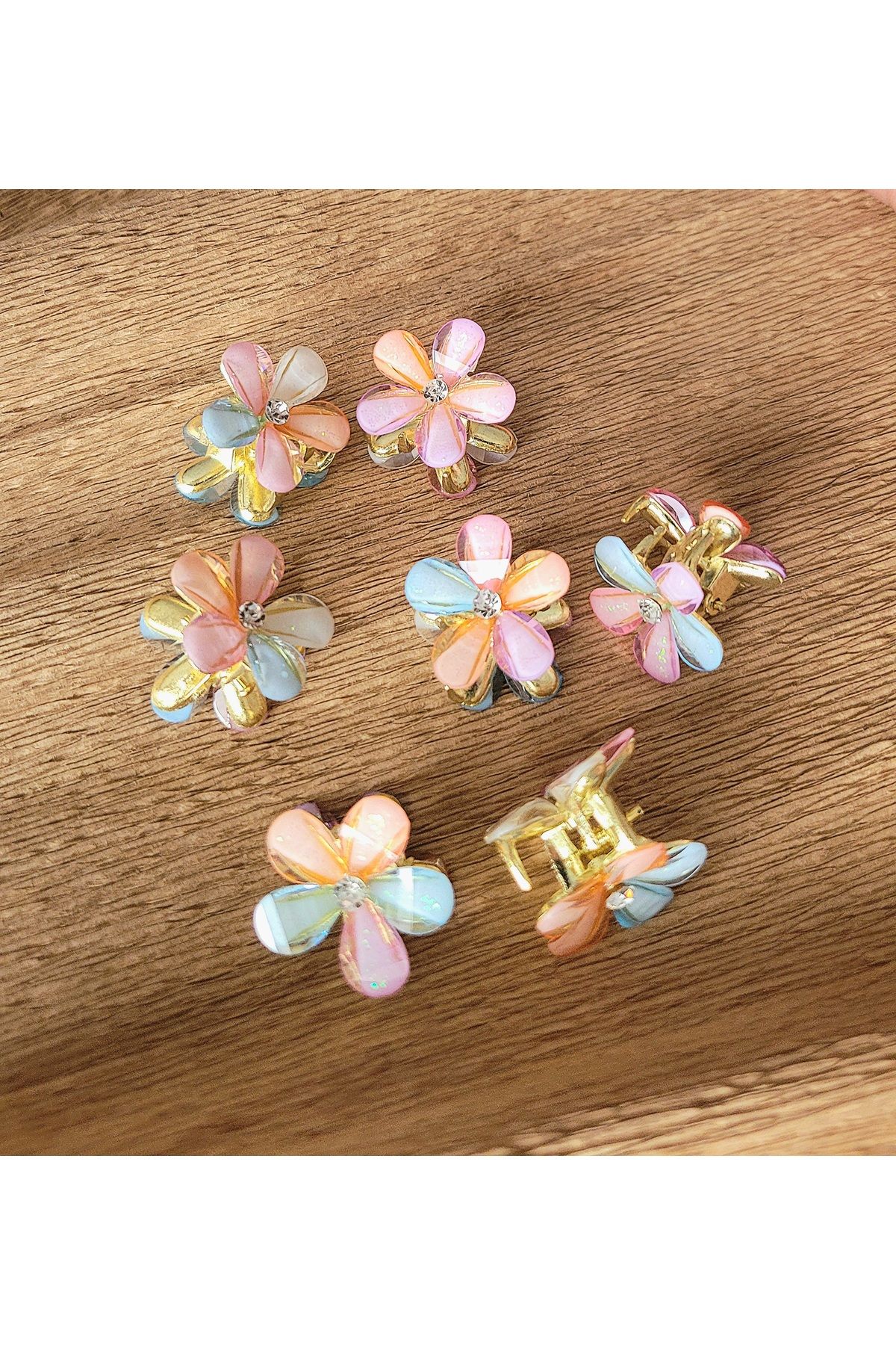 GÜLPEŞE-2 Colorful Minimal Flower Latch Buckles in Model 596 2