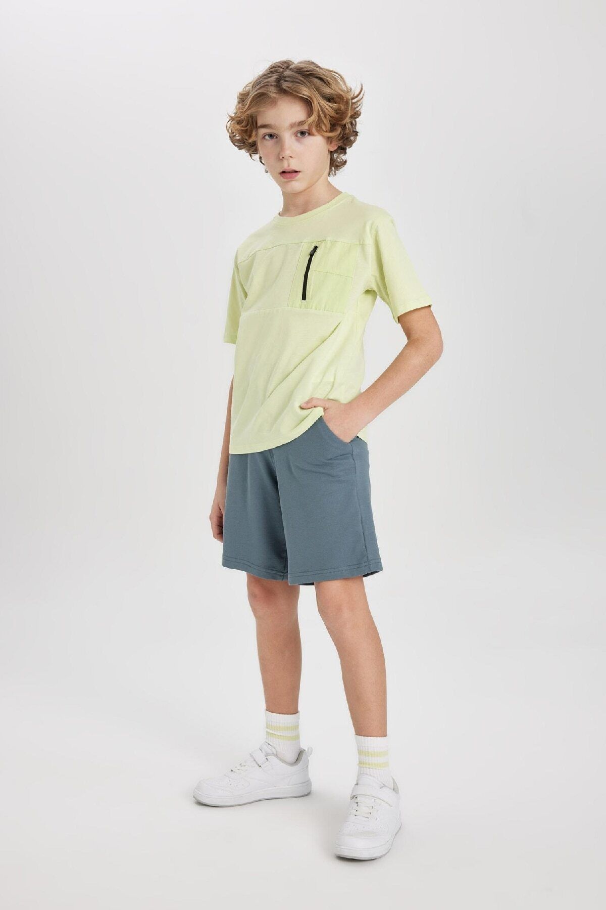 DeFacto-Boy's Basic Bermuda Shorts B5867A824Sm 2