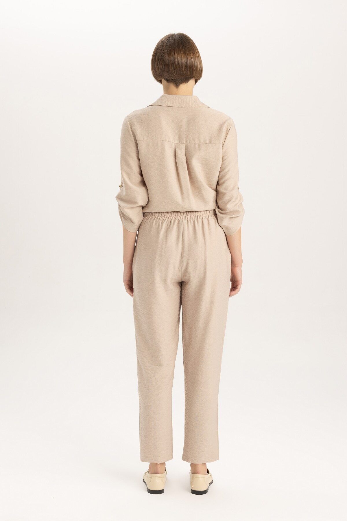 DeFacto-Jogginghose im Leinen-Look mit Taschen, hoher Taille und geradem Bein R0433az24sm 5