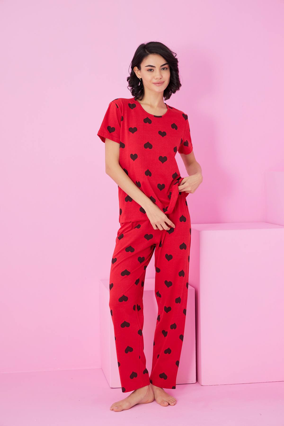 Siyah İnci  kırmızı siyah kalp baskılı bisiklet yaka Örme Pijama Takım - Görsel 2