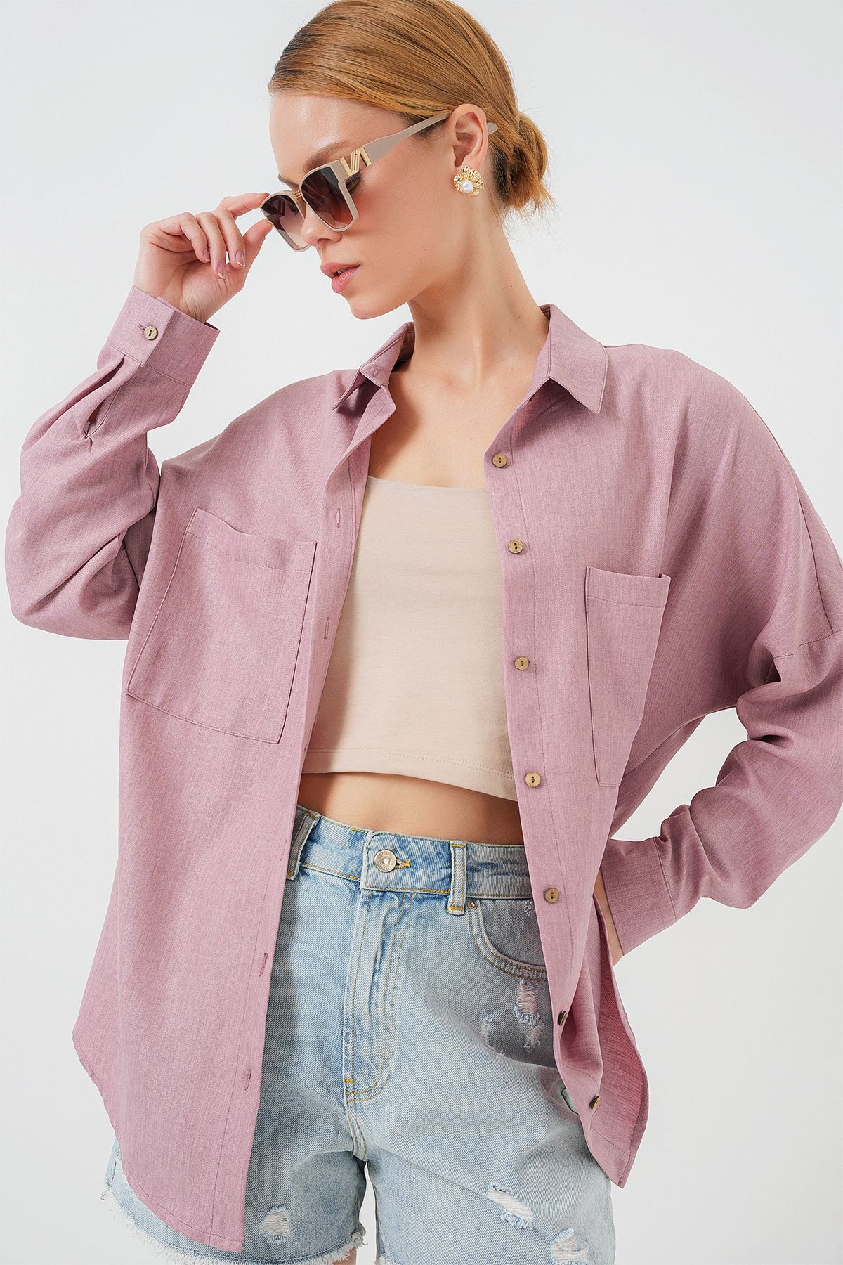 complete the look image