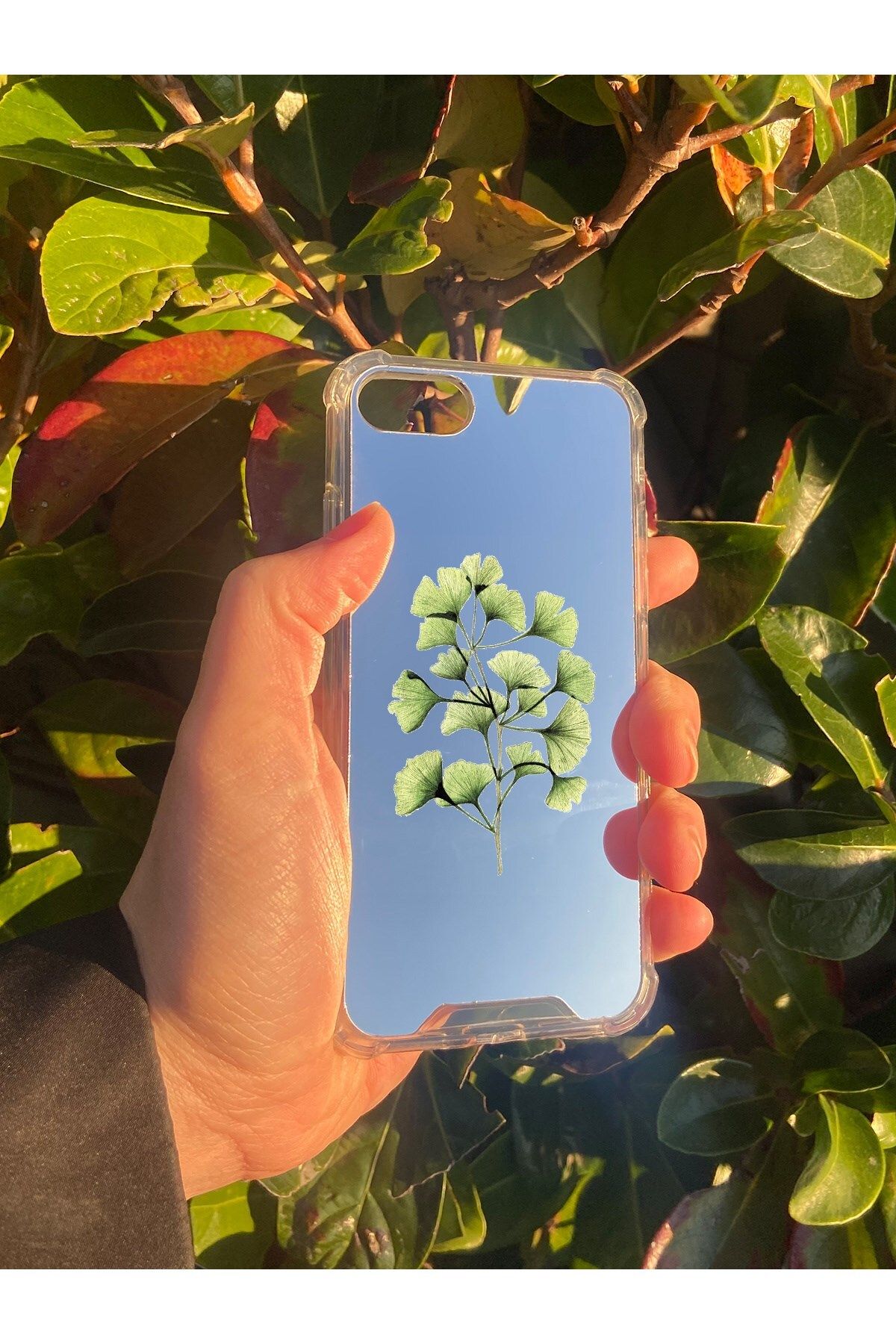 mivento İphone 8 Uyumlu Aynalı Ginkgo Yaprak Desenli Darbe Kamera Korumalı Silikon Telefon Kılıfı