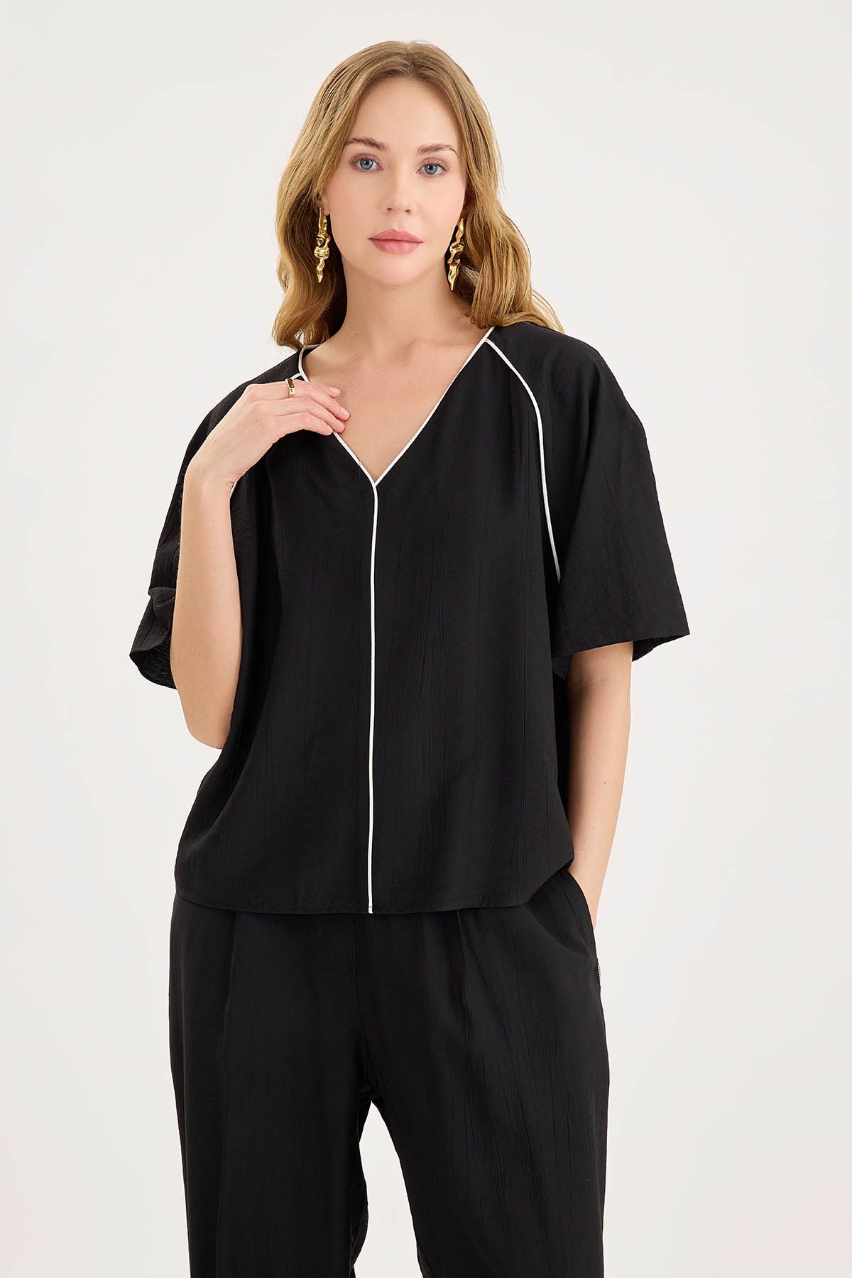 Vitrin-V-Neck Front Striped Short Sleeve Blouse 4
