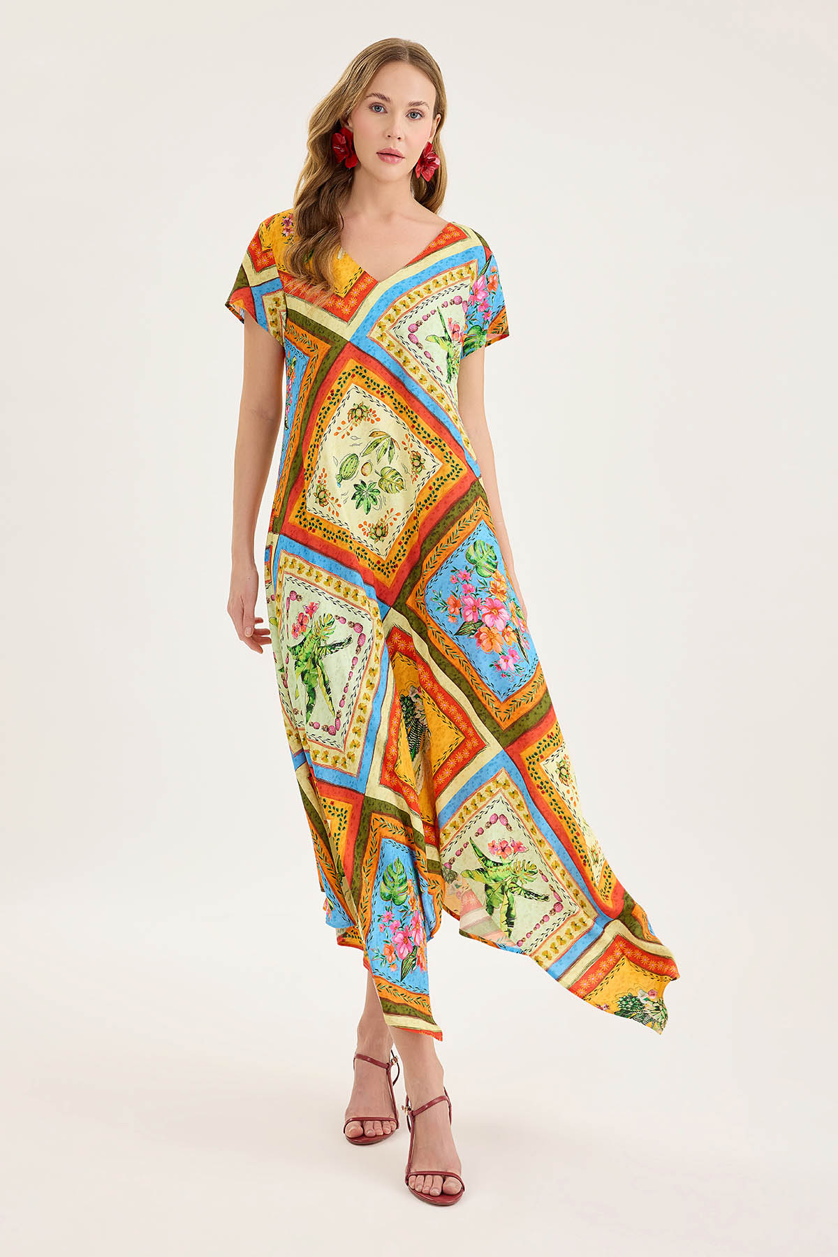Vitrin-Double V-Neck Patterned Loose Dress 5