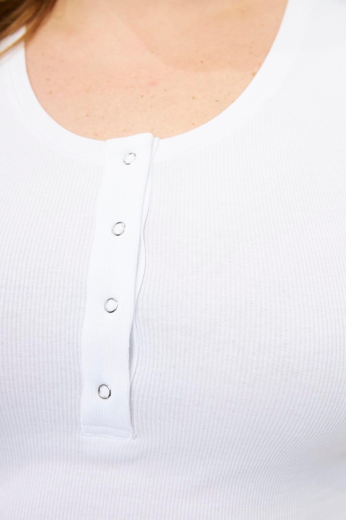 RMG-Front Snap Plus Size Tank Top White 3