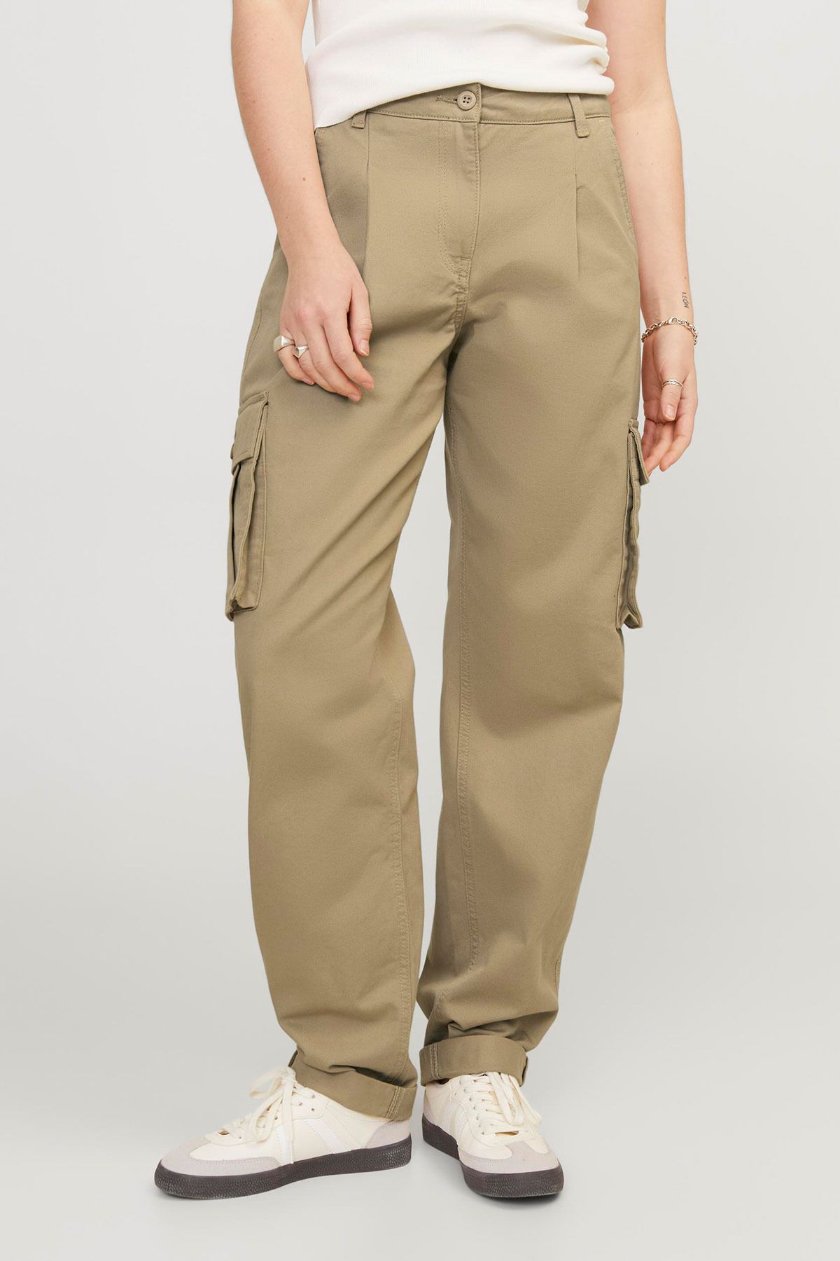 complete the look image