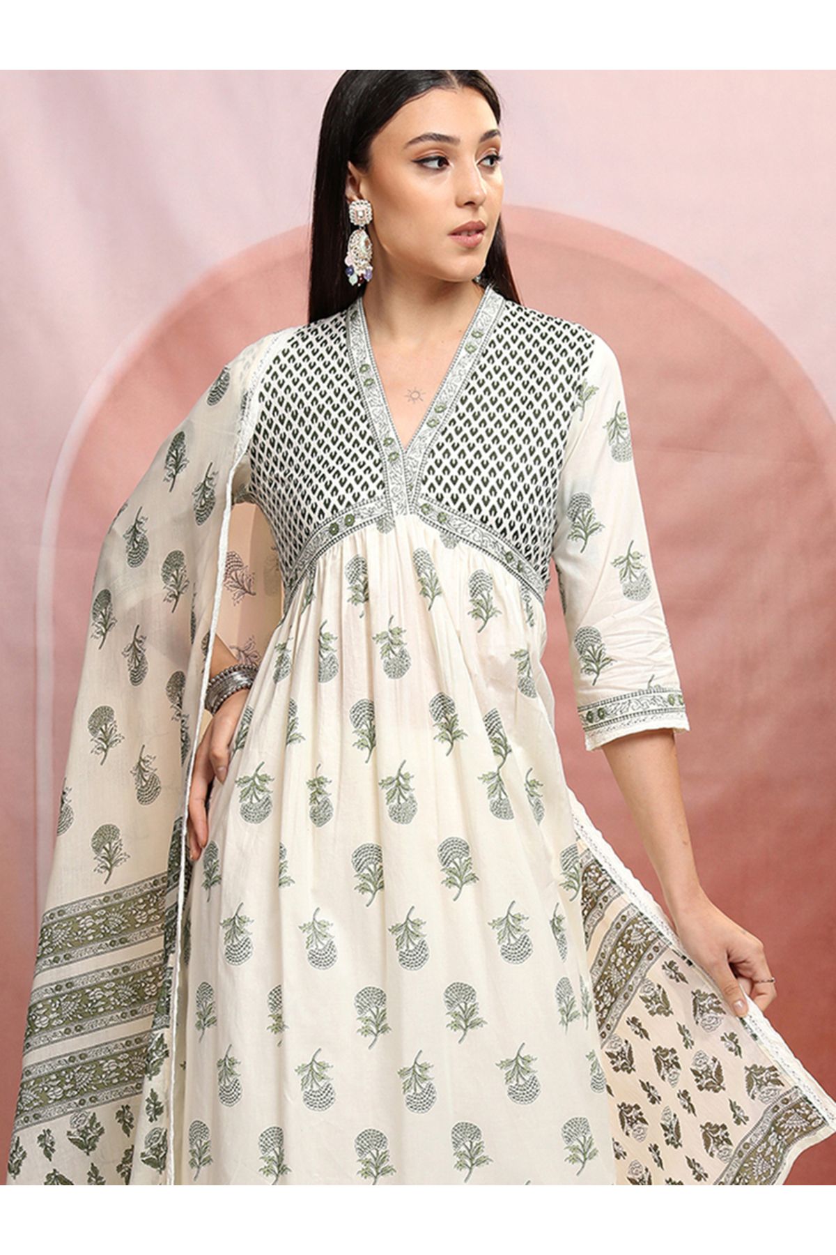 Vishudh By Styli-Women White Floral Printed V-Neck Cotton Kurta Set 1