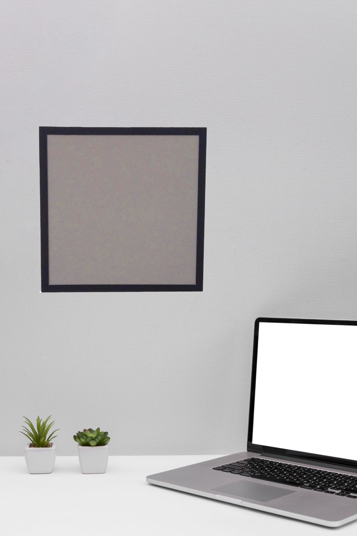 Scribo Mantar Pano 50cmx50cm Siyah Çerçeve Gri Eva Zemin