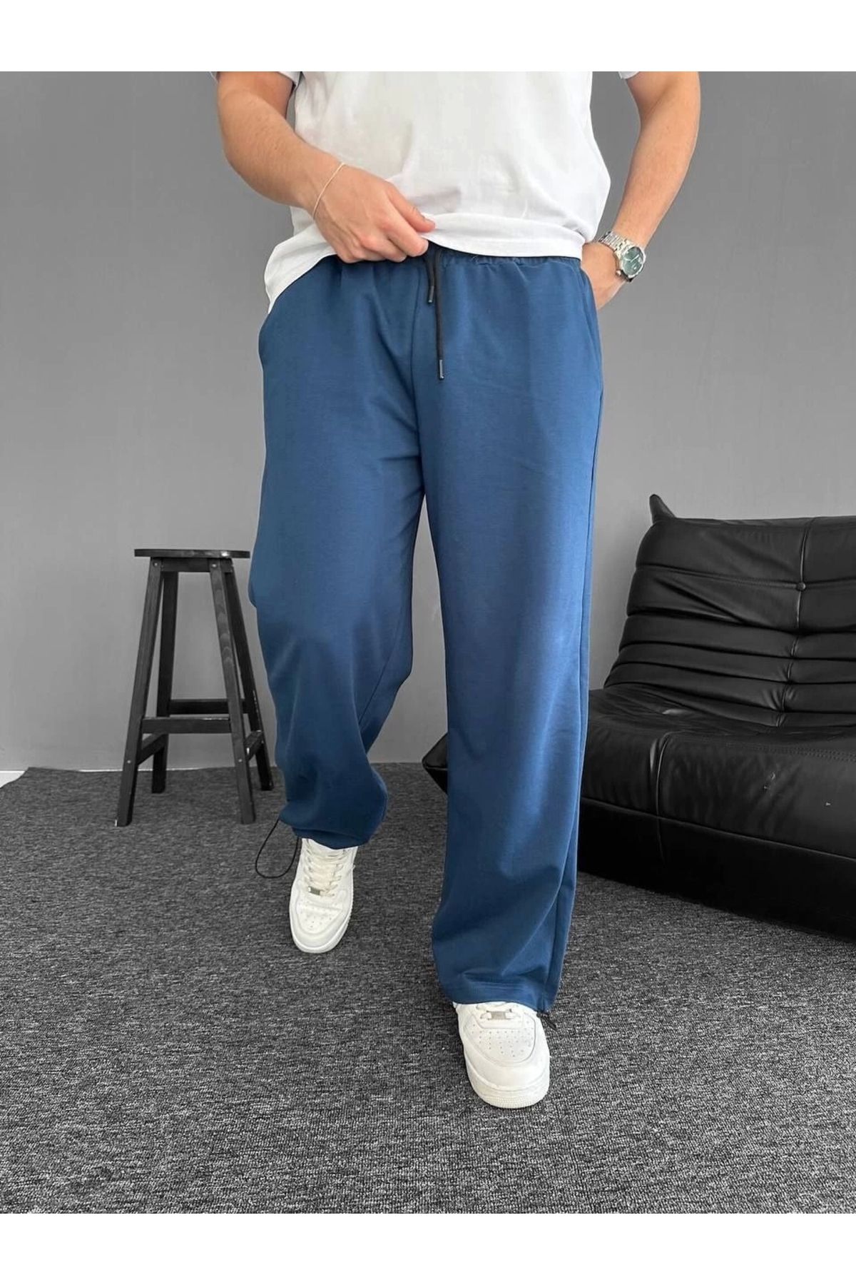 complete the look image