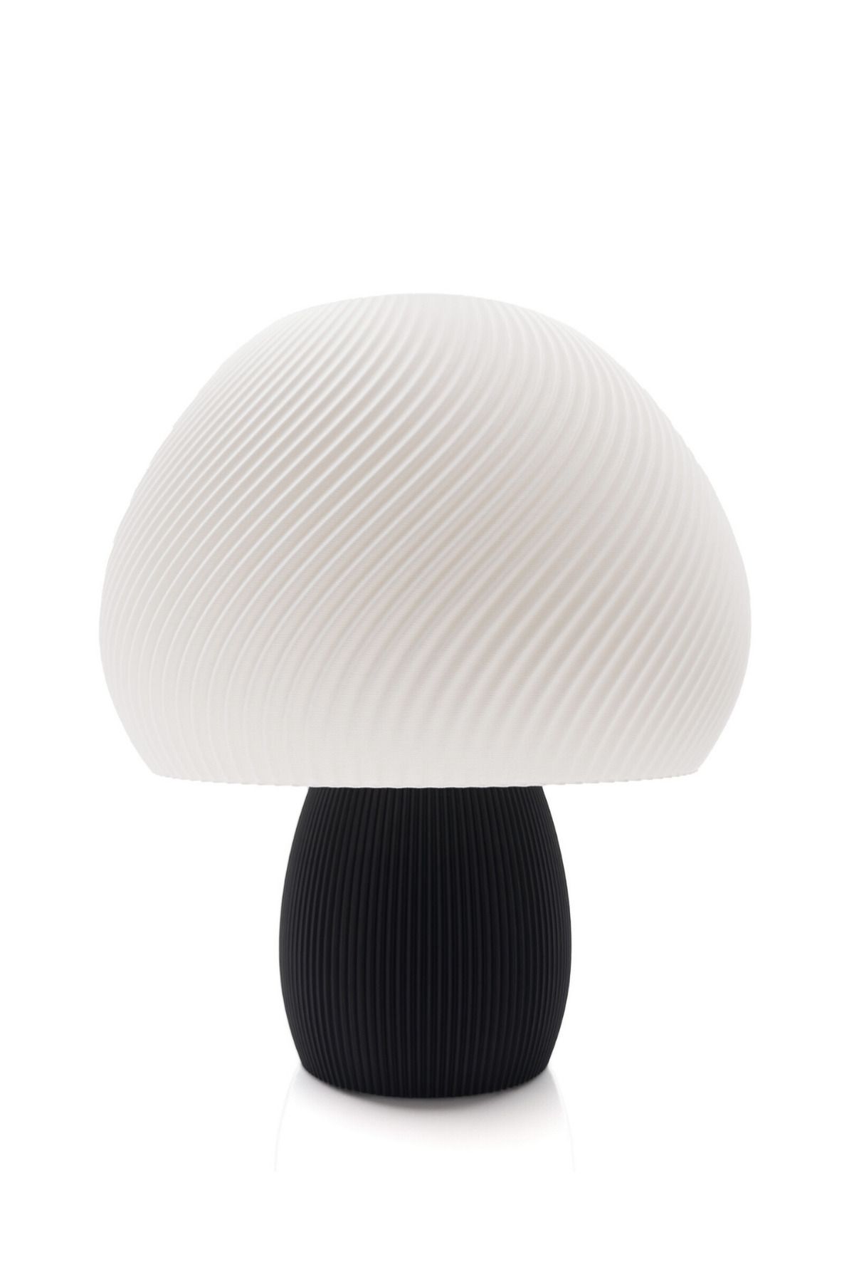 TechCore-Wavy Mushroom Lampshade - Luxury & Modern Design (for Bulb) Black Matte 1