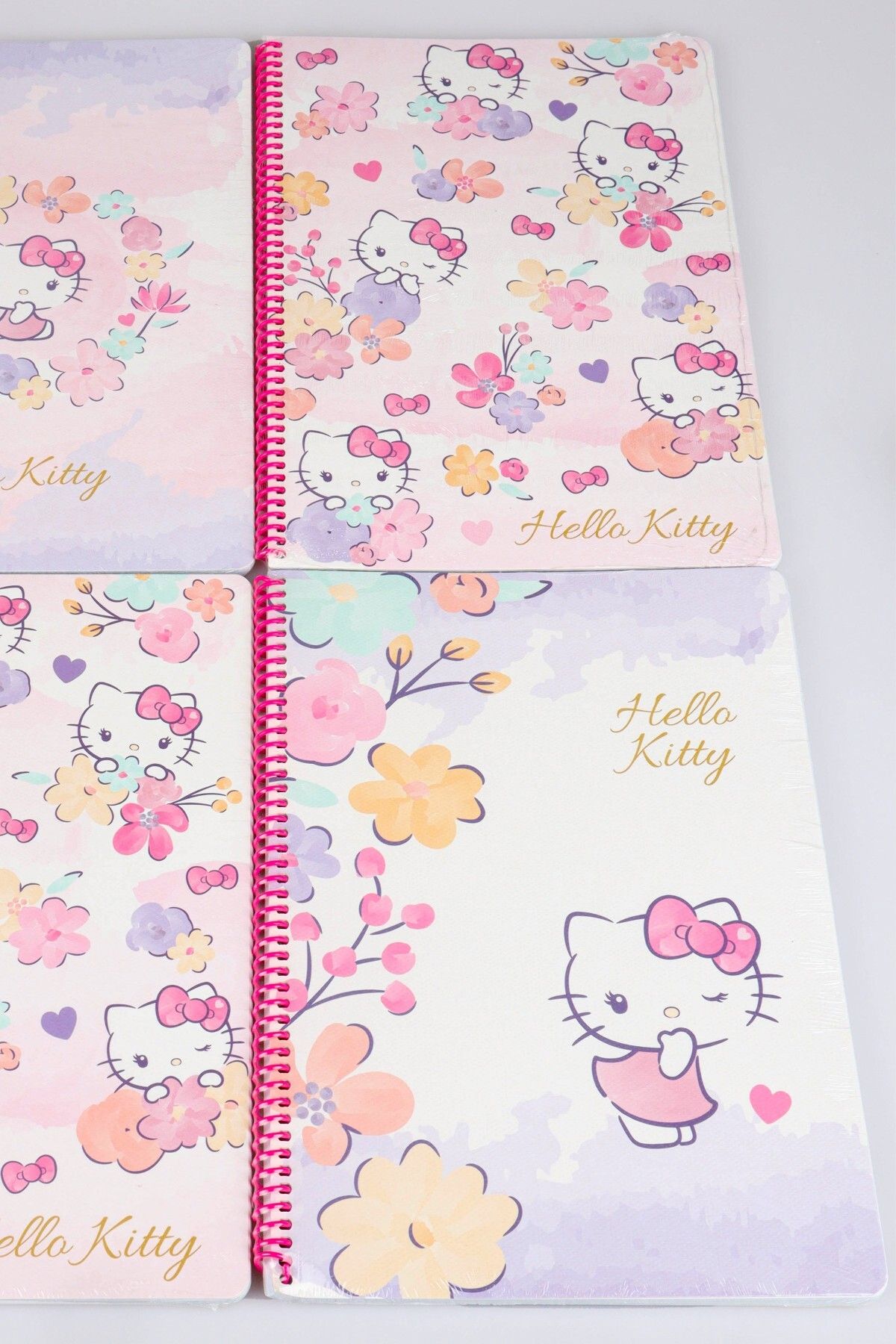 Hello Kitty-طقم مدرسي مرخص هالو كيتي مقاس A4 4 قطع (2 مربع و2 مسطرة) 3