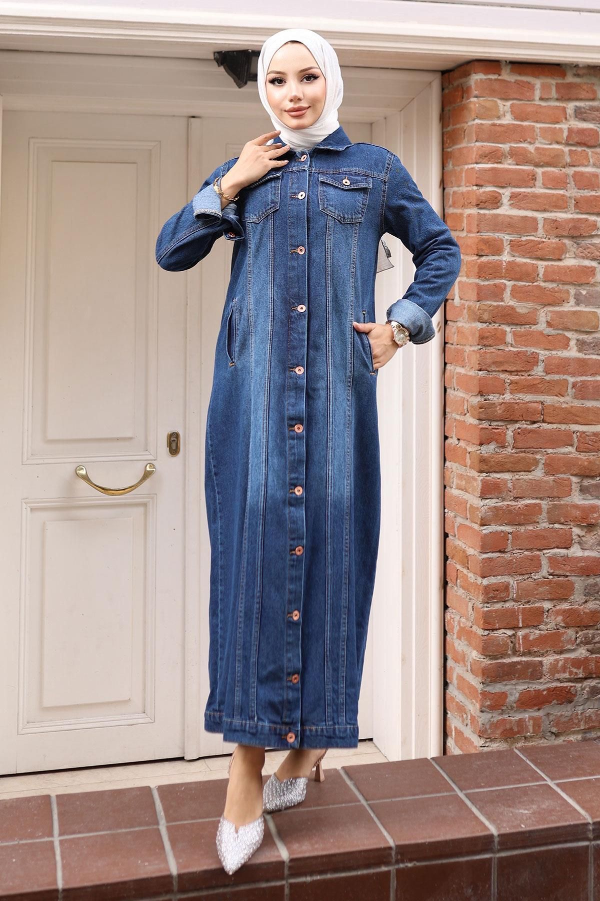 complete the look image