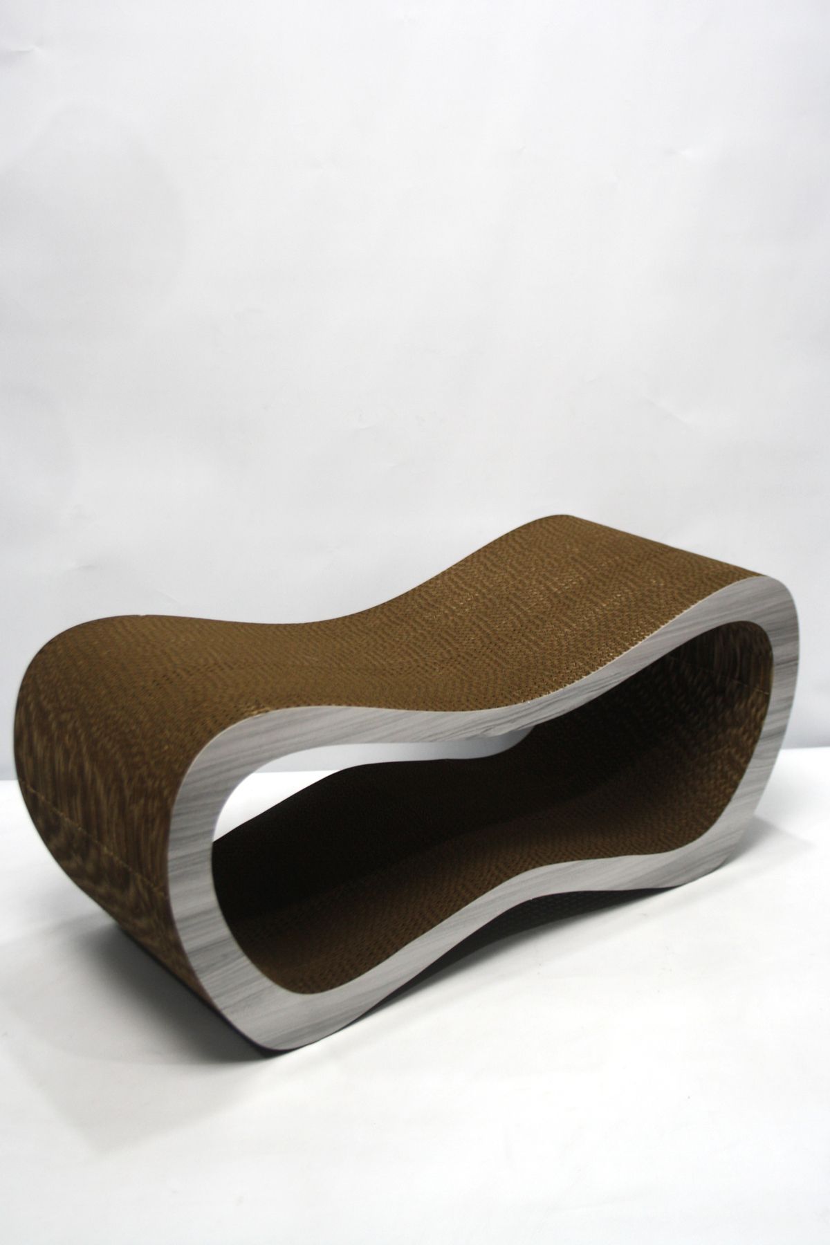 Lazy Paws-Cardboard Cat Scratching Sofa - Large - Gray Wood Pattern - (59X26X24 cm) 3