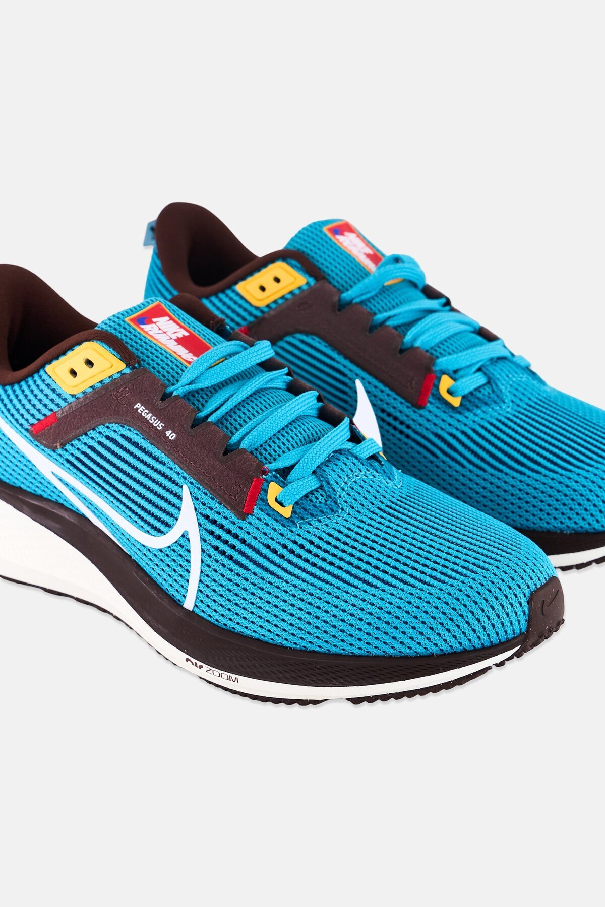 Nike-Men Air Zoom Pegasus 40 PRM Lace Up Running Shoes, Multicolor 3