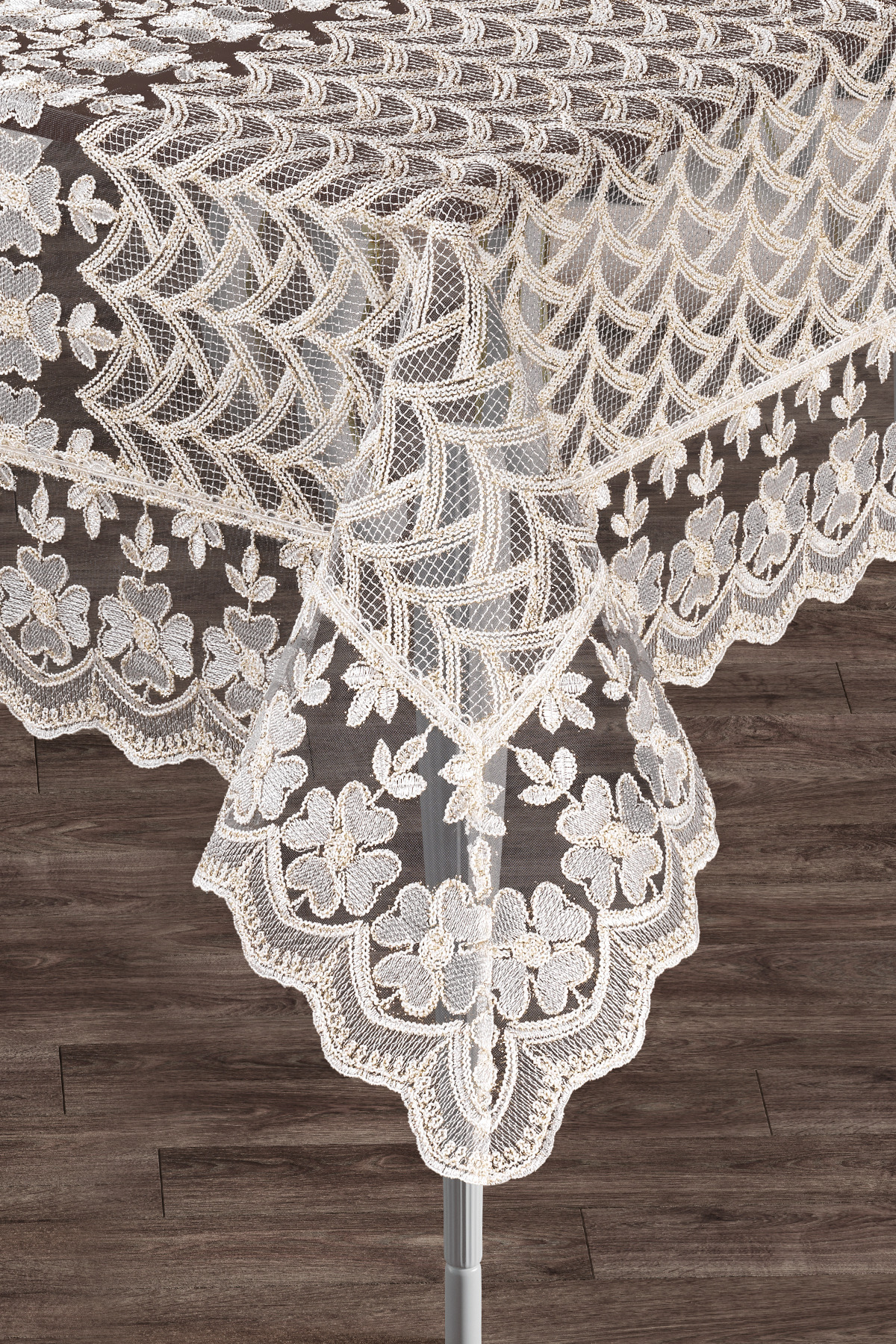 Annalisa-Yakamoz Tulle French Lace Gold Glitter Boxed Table Cloth 3