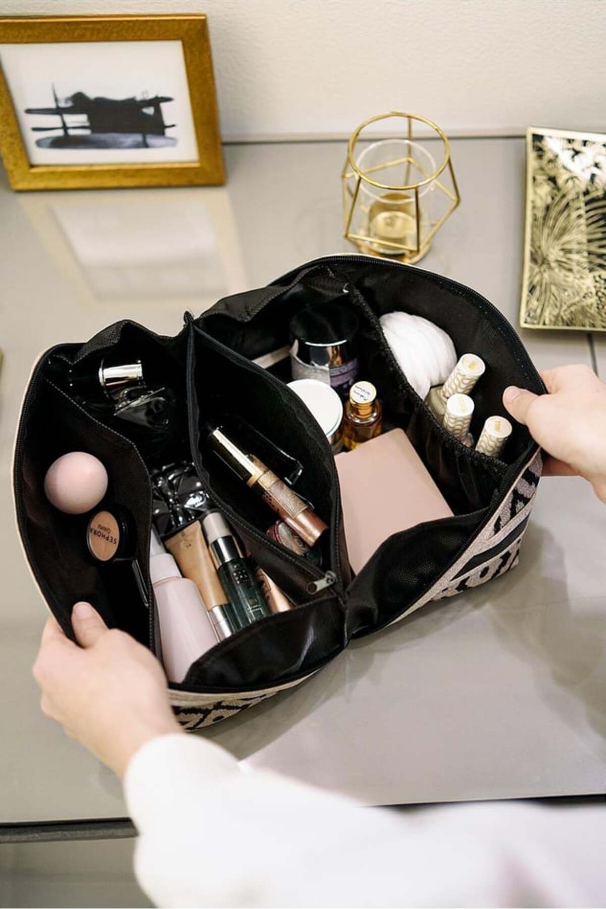 کیف آرایش مسافرتی بوهه، ۲۴ x ۱۶ x ۱۳ سانتی‌متر