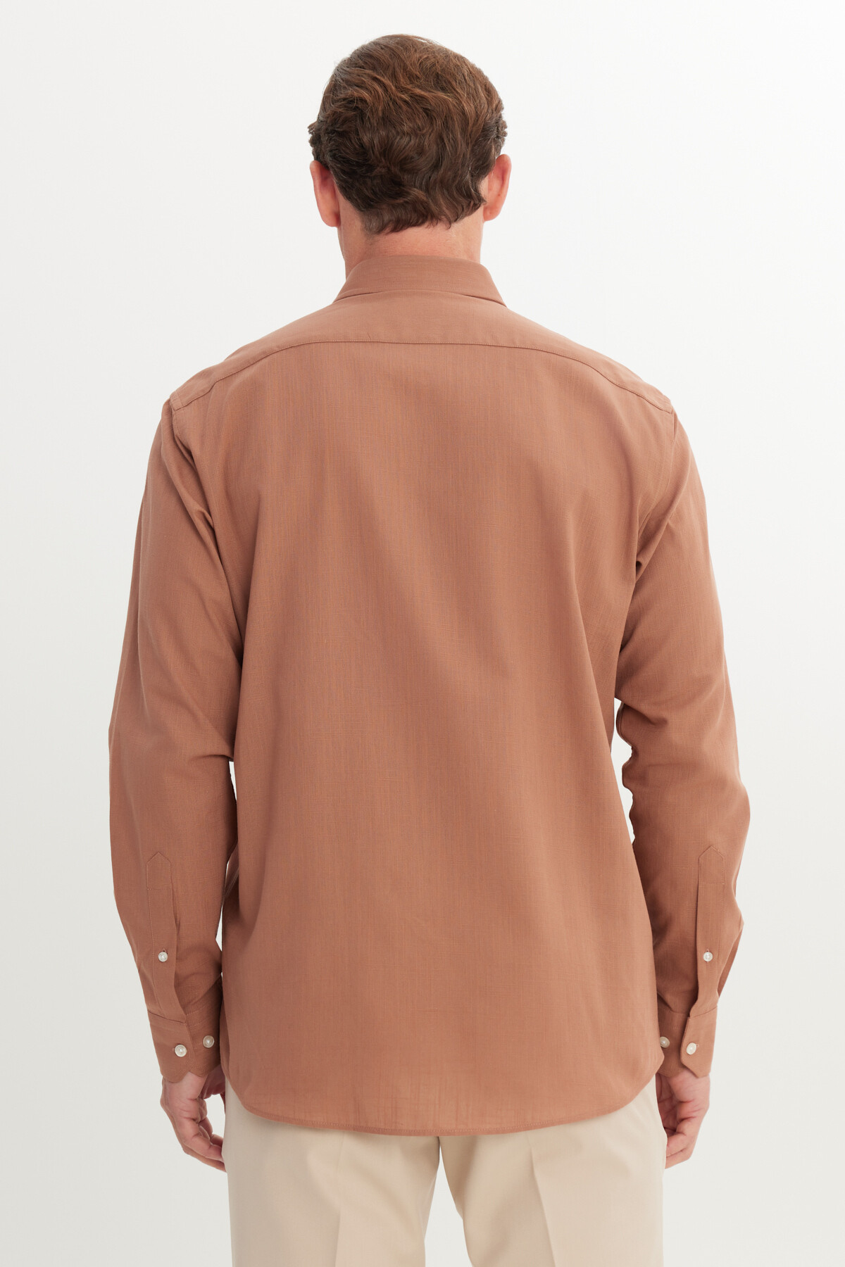 AC&Co / Altınyıldız Classics  Erkek Kahverengi Comfort Fit Rahat Kesim Gizli Düğme Yaka %100 Pamuk Flamlı Gömlek - Görsel 5