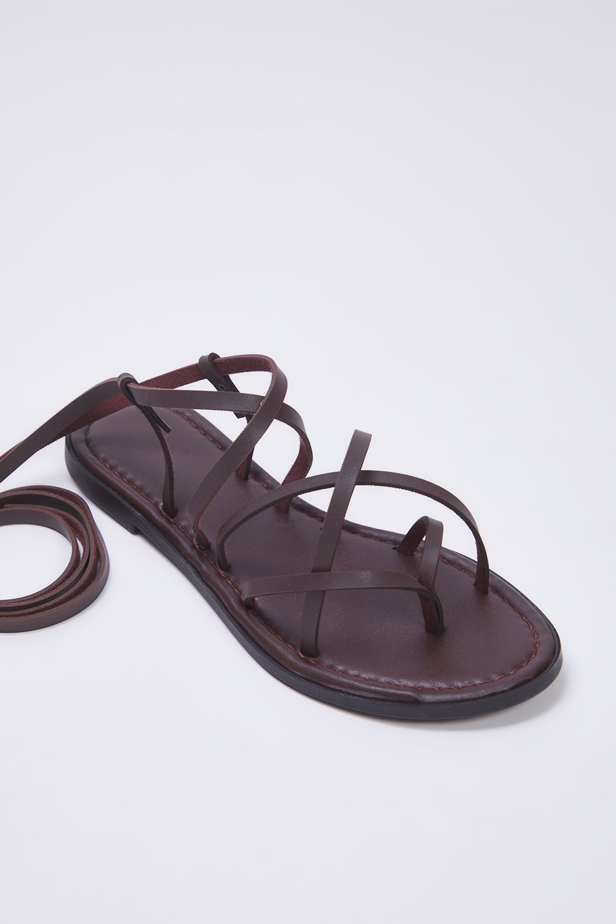 TRENDYOL SHOES-Keserűbarna bokapántos flip-flop női szandál TAKSS25SD00021 3