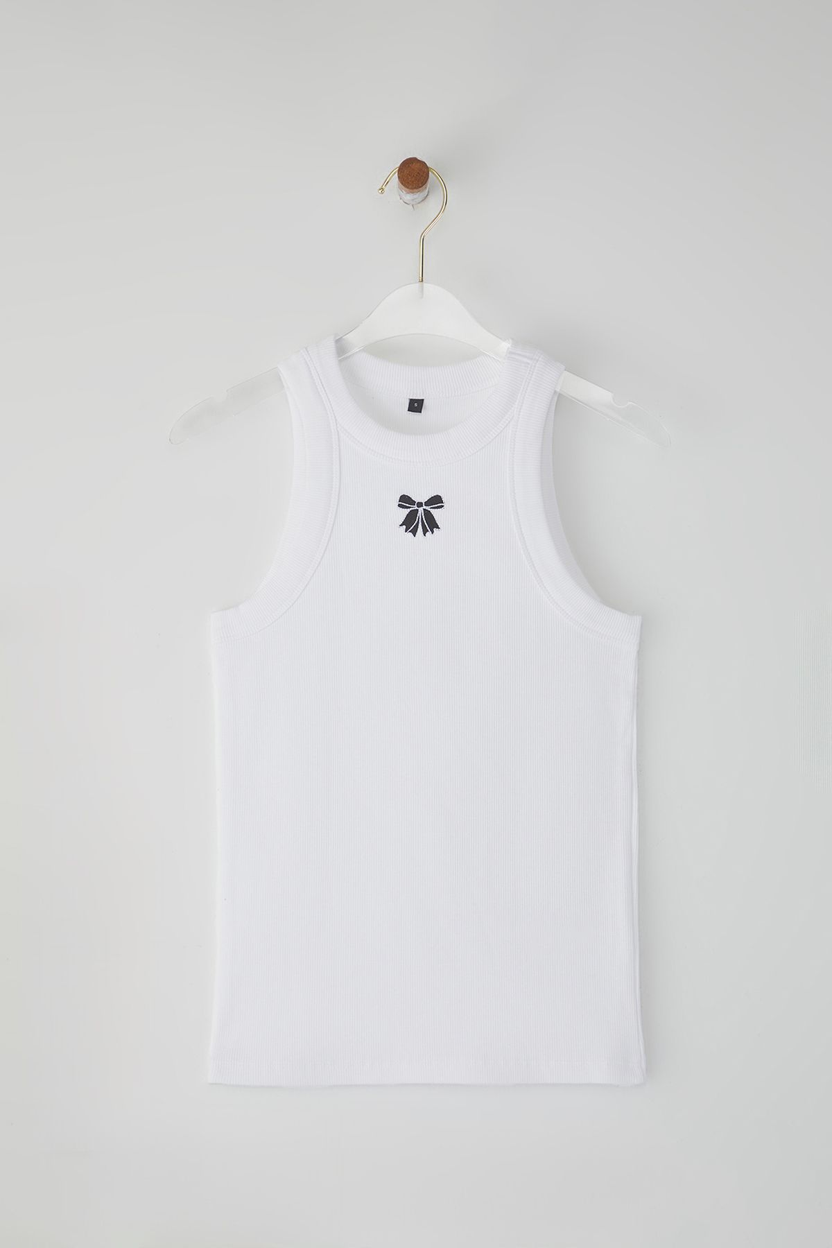 Trendyol Collection-Weißer, mit Stickereien bestickter Neckholder, reguläre Größe, körperbetontes, geschnittenes, dehnbares Strick-Unterhemd TWOSS25AL00018 6