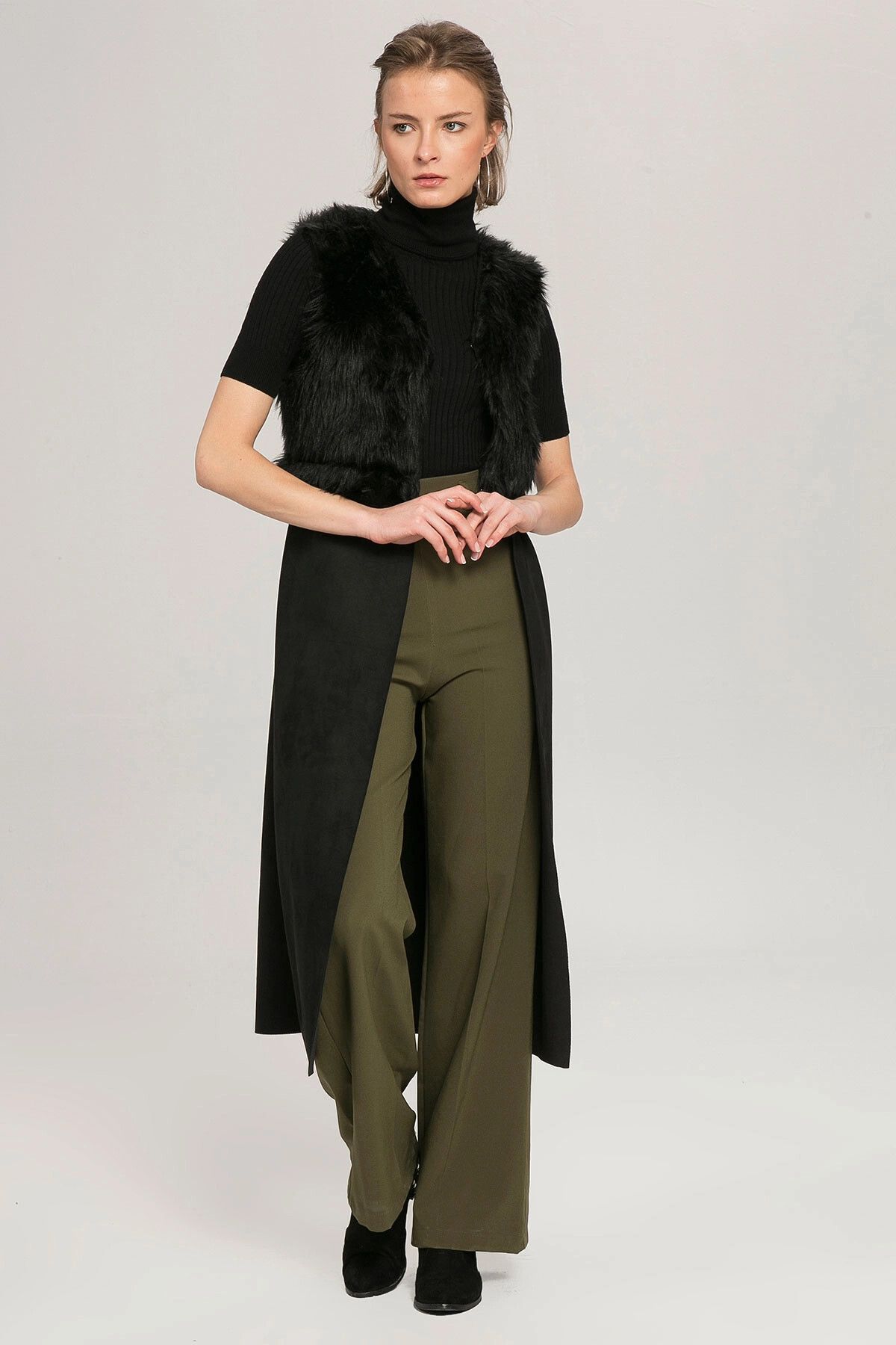 bacc-Women's Black Faux Fur Detailed Long Vest Bcbsk-25753-588-2052 2