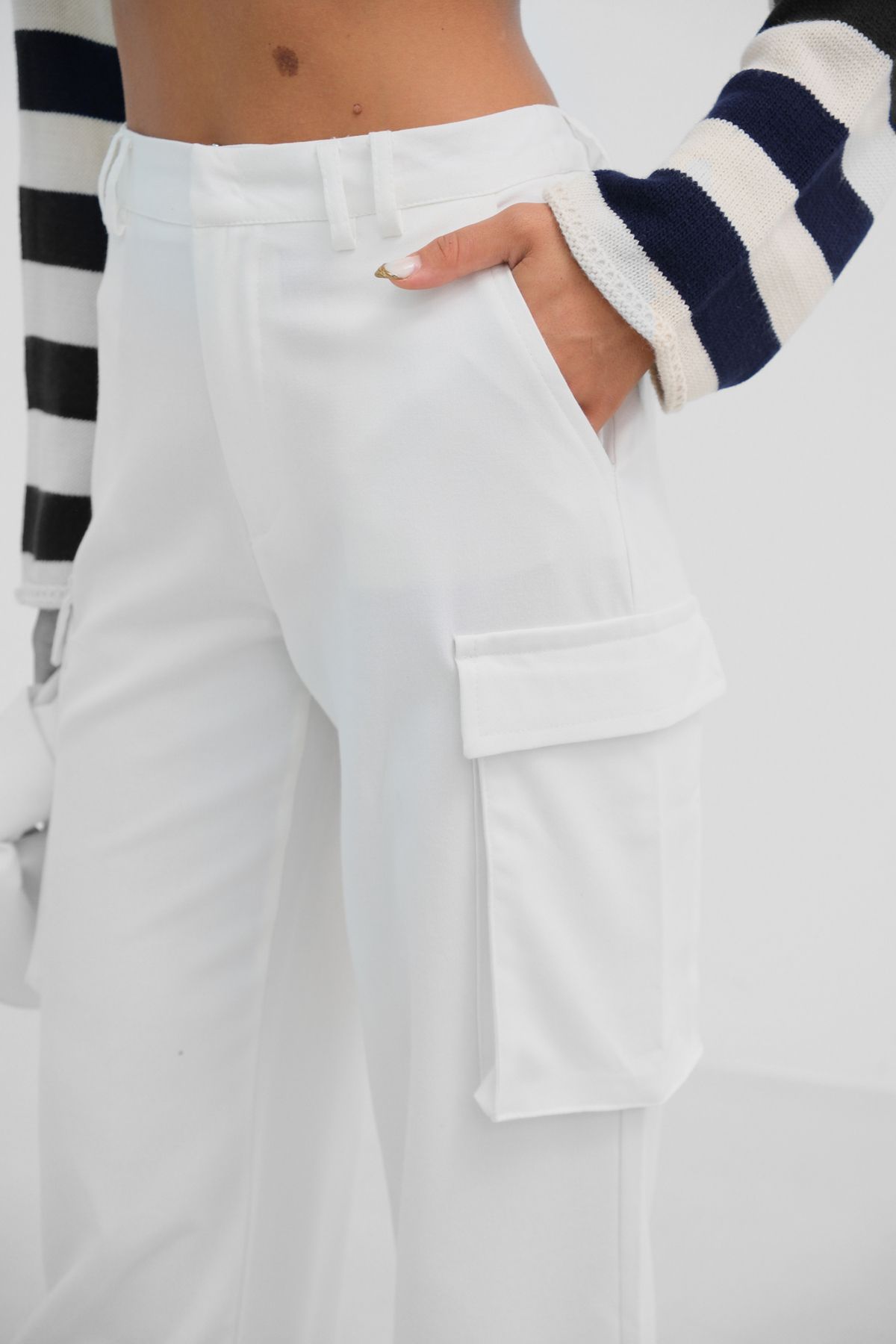 Black Fashion-Pantaloni cargo albi cu talie înaltă - buzunar 5