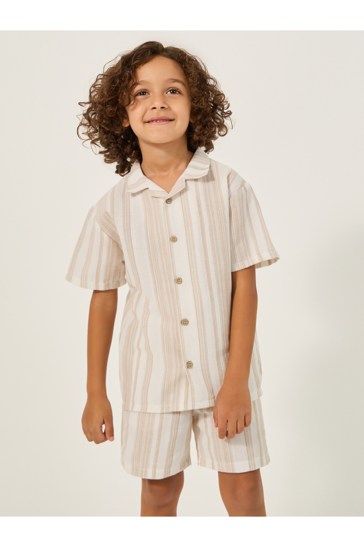 Styli-Striped Collared Shirt and Shorts Set 2