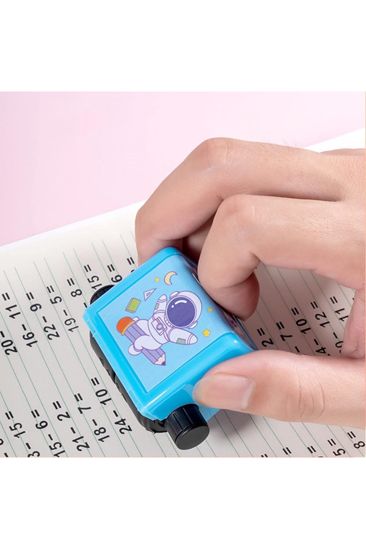 بستهٔ ۲ عددی مهرهای آموزشی دیجیتال غلتکی برای تمرین جمع و تفریق همراه با ۲ بطری جوهر