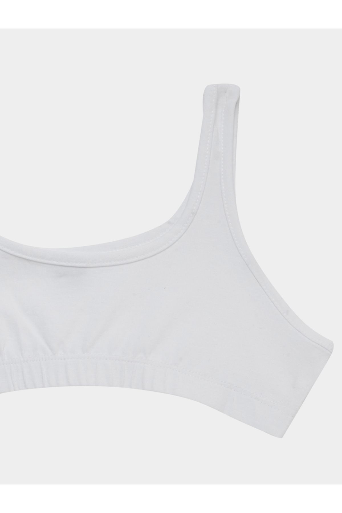 Styli-Pack of 2 - Solid Scoop Neck Crop Top 3