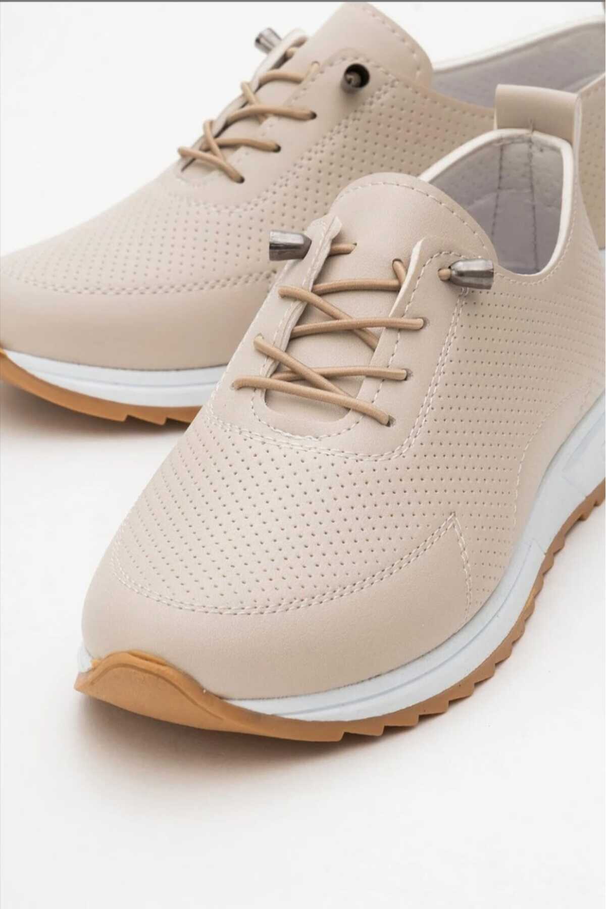 أحذية رياضية يومية مرنة ومثقبة ومريحة من المطاط ون...