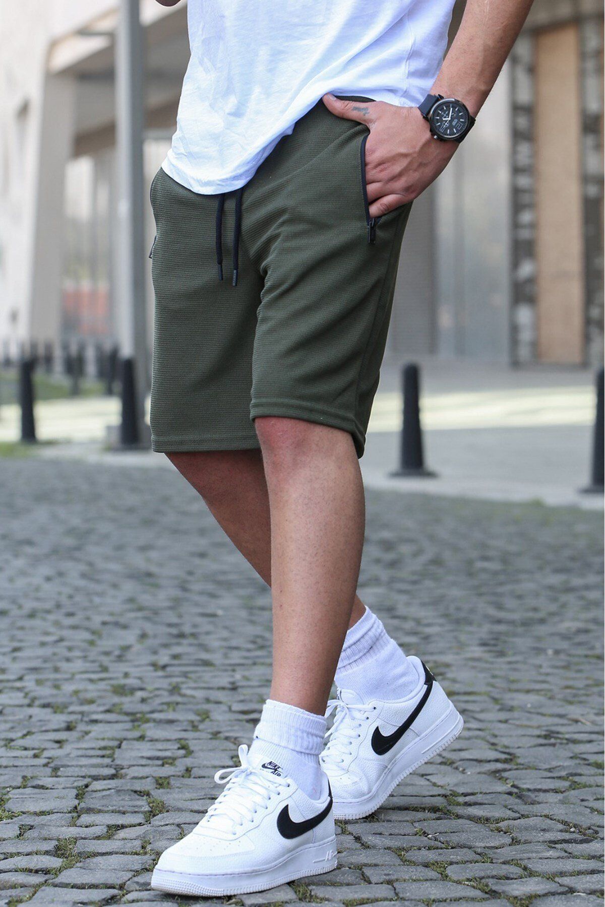 Madmext-Ανδρικό σορτς Khaki Regular Fit Basic 5464 4