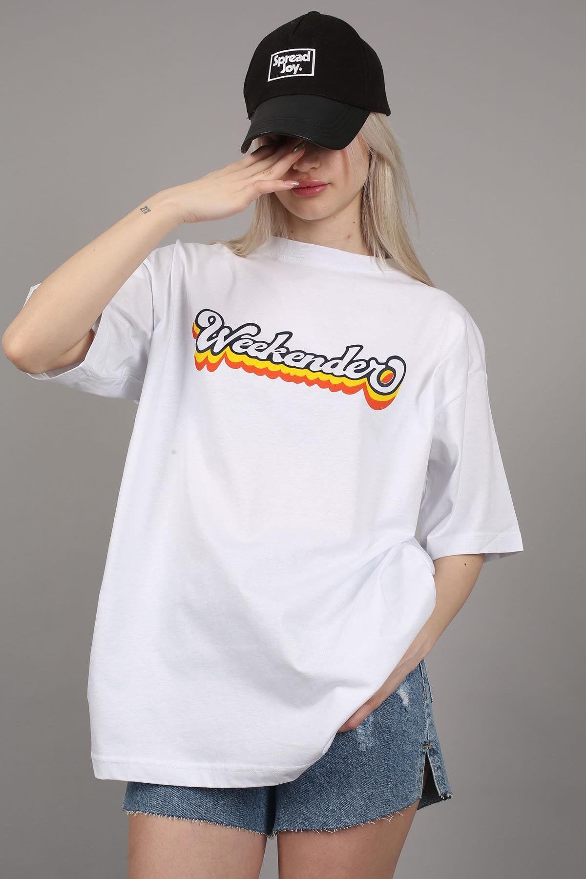 Madmext Biały Damski T-shirt Oversize Z Okrągłym Dekoltem I Nadrukiem Kobieta - M