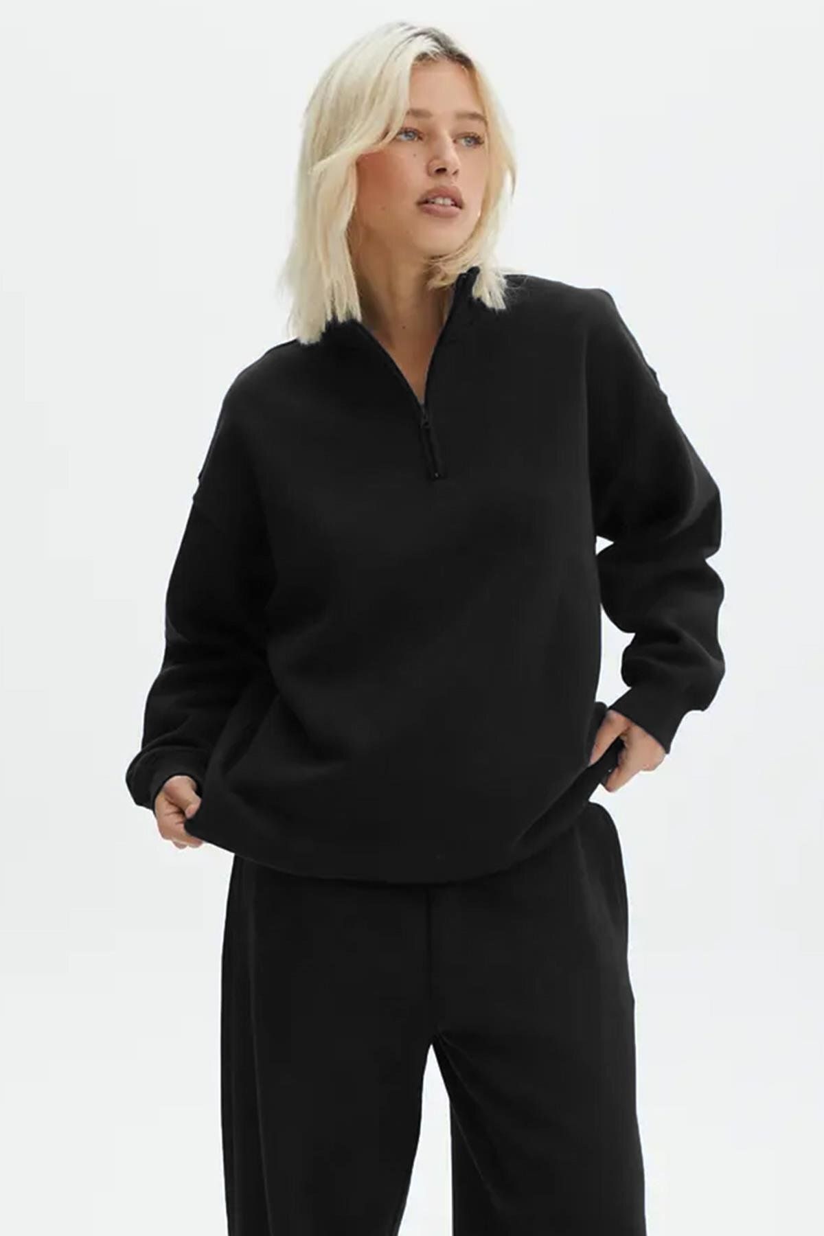 Madmext-Detailná oversize mikina s čiernym zipsom MG1933 5