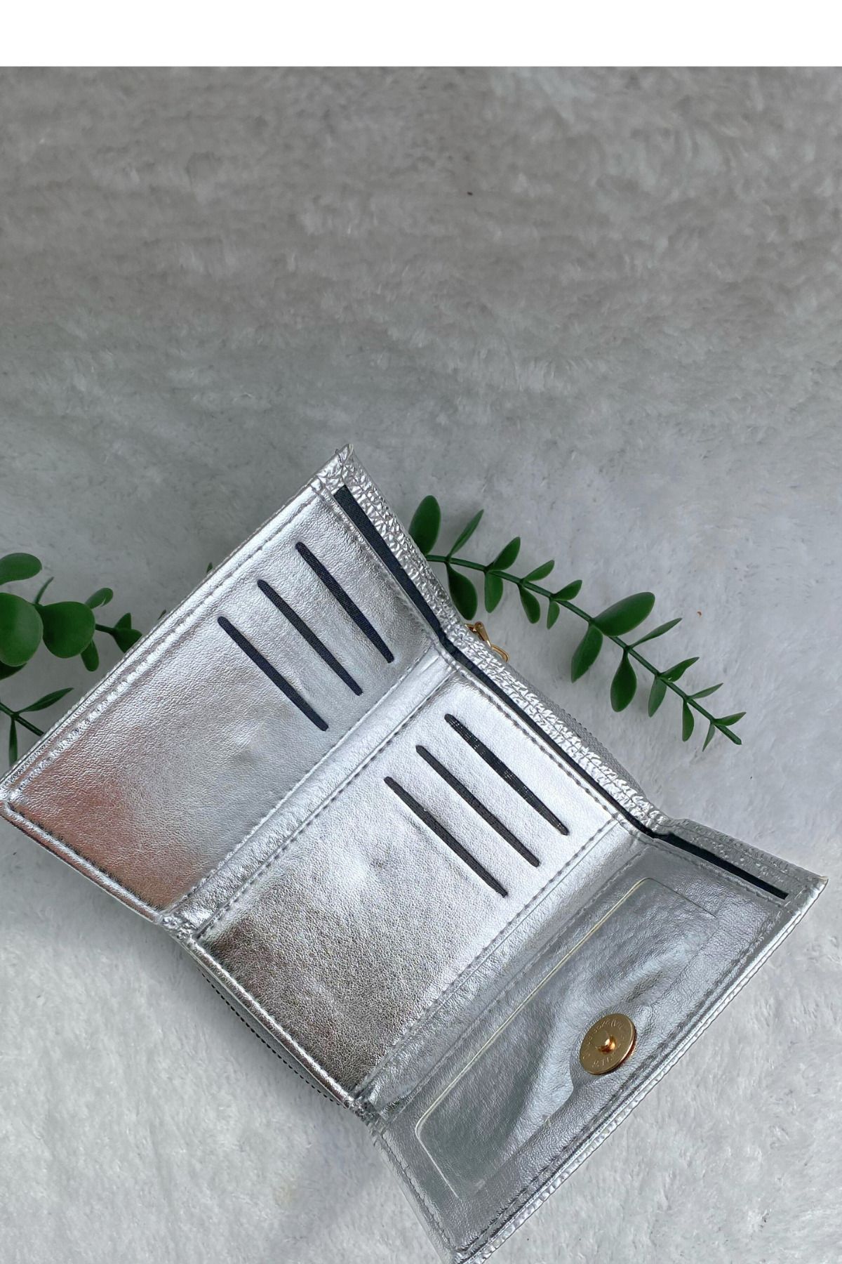 Mazel Design-Zippered Women's Wallet Accessory 3