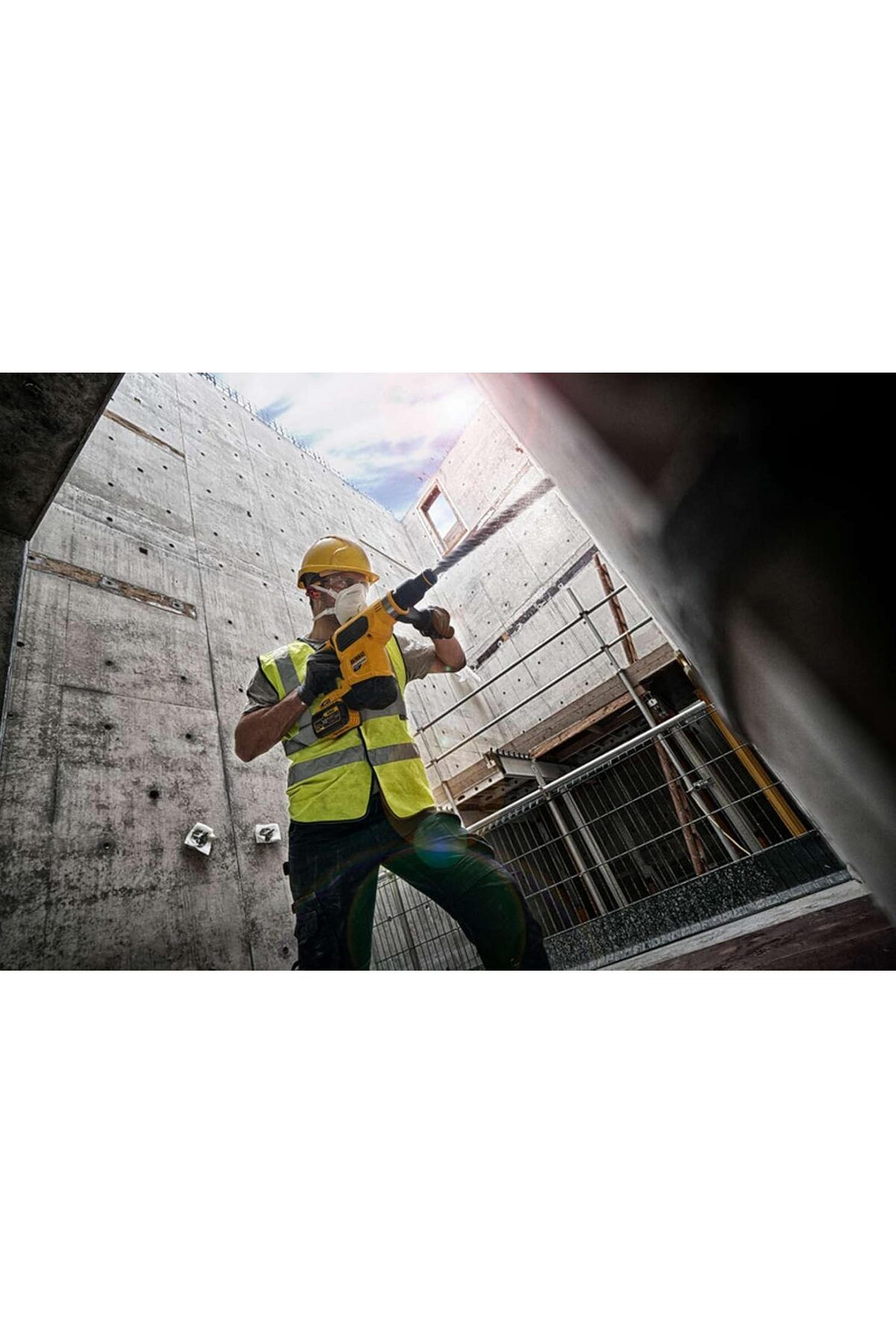Dewalt-مطرقة هوائية إلكترونية بدون فرشاة XR FLEXVOLT DCH481X2-QW 54 فولت SDS-Max 6.1 جول 3 أوضاع مع 4