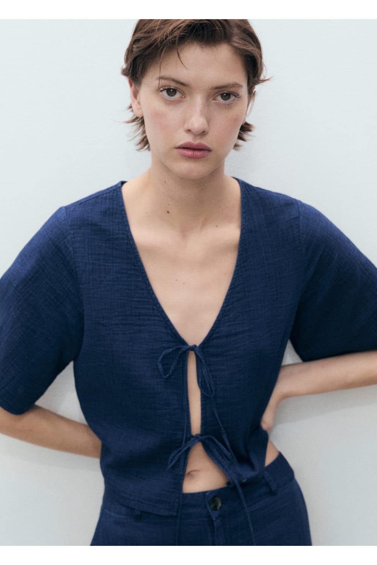 Bağ detaylı yumuşak denim bluz