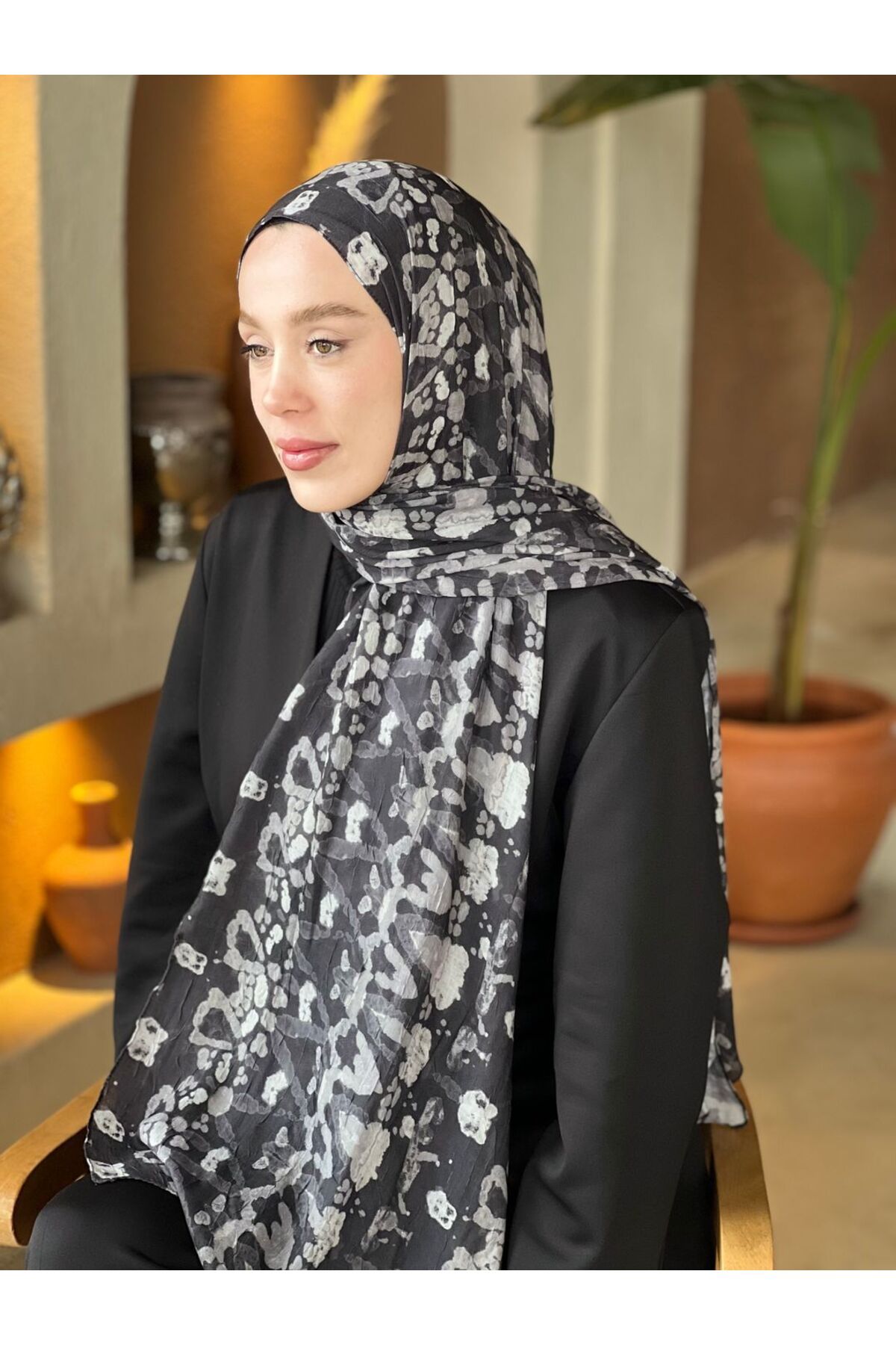 Modakaşmir-Abstract Zigzag Pattern Bamboo Shawl 1