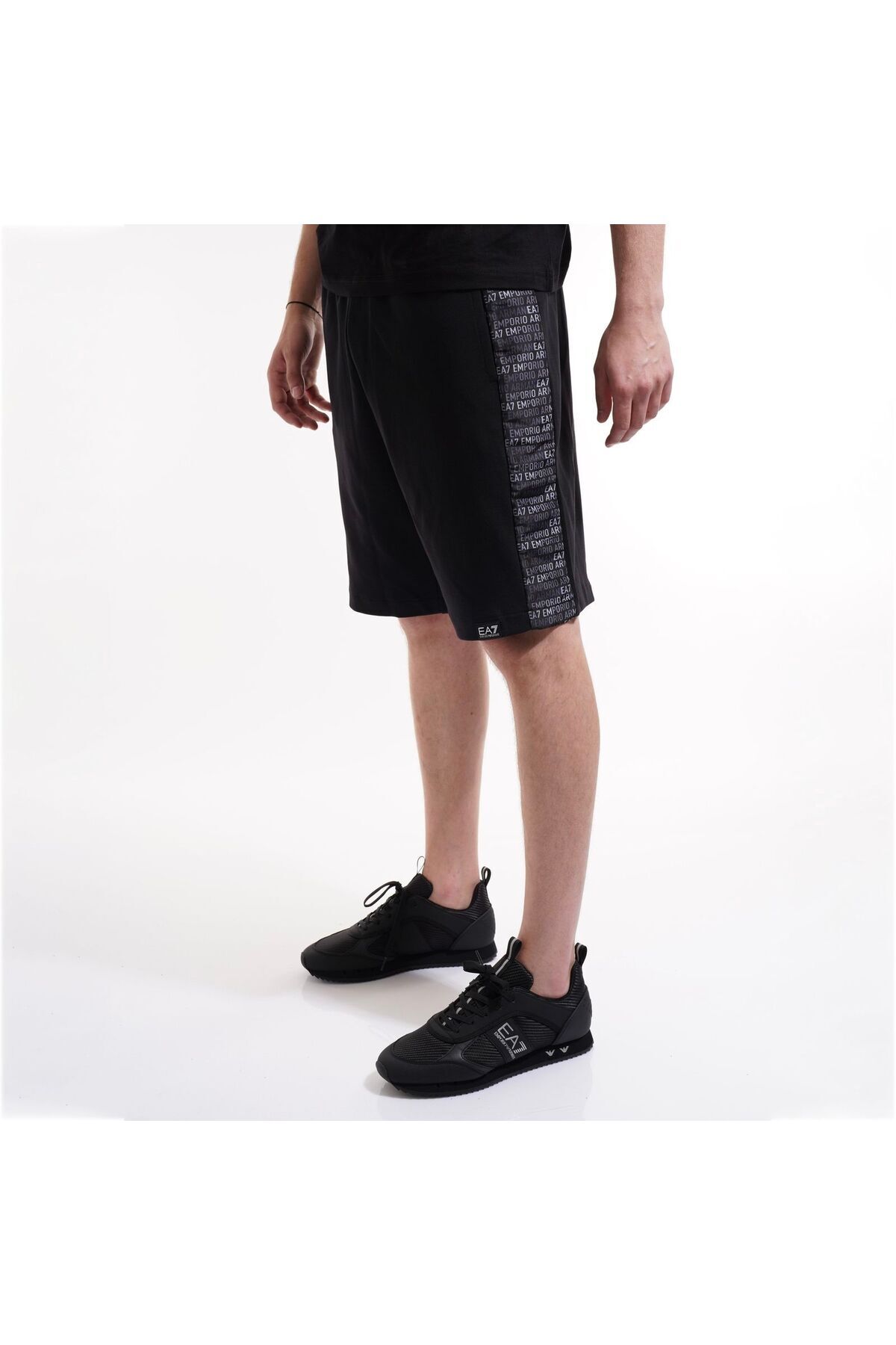 EA7 Emporio Armani-Short EMPORIO ARMANI EA7 pentru barbati TRAIN GRAPHIC SERIES M BERMUDA - 7M000217AF12660UC001 3