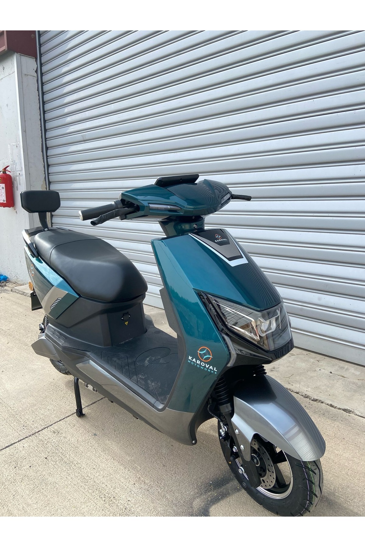 KAROVAL TOKYO YW-06 ELEKTRİKLİ MOTOSİKLET