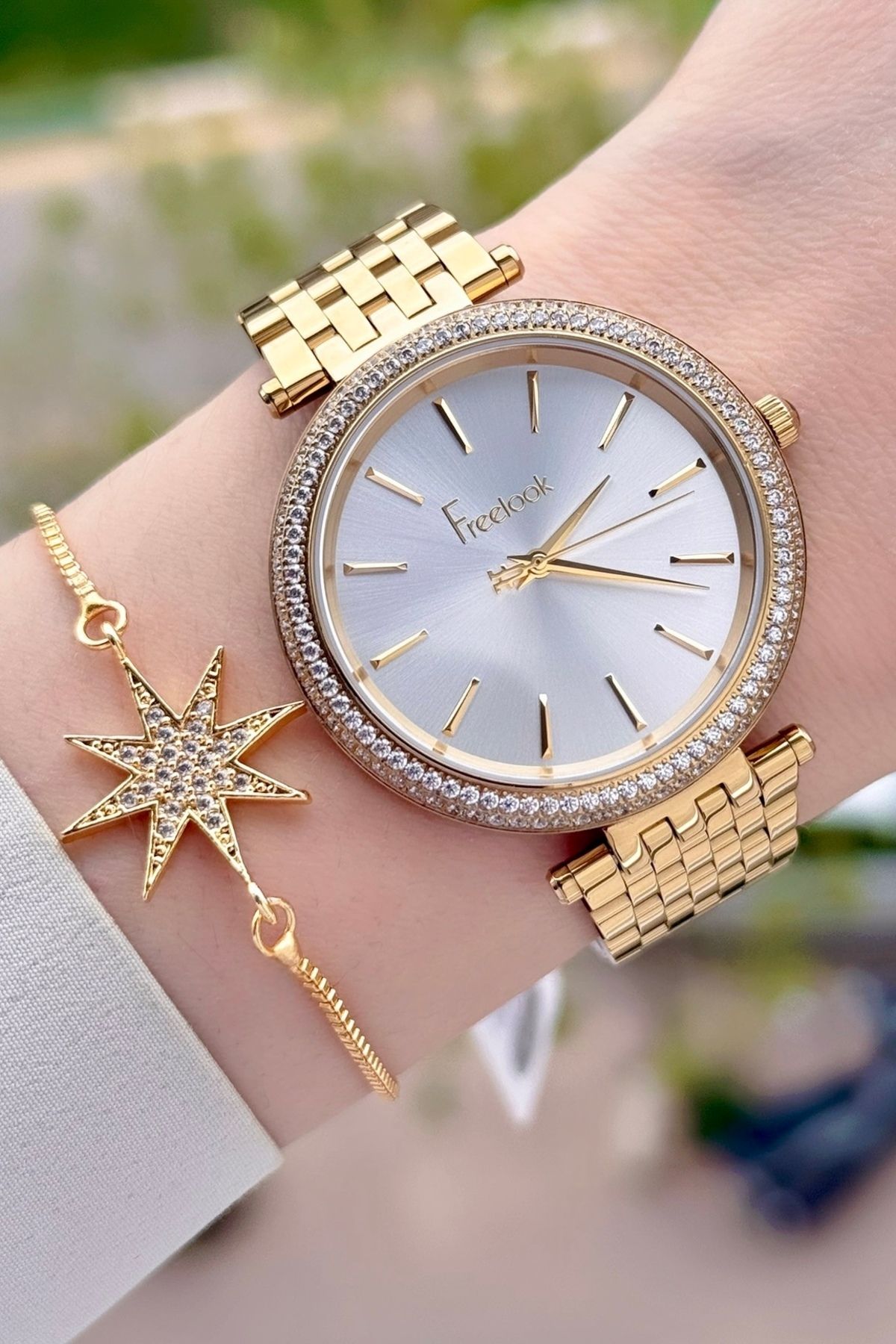 Freelook Gold Renk Ayarlanabilir Kordonlu 38 Mm Kadın Kol Saati Ve Bileklik