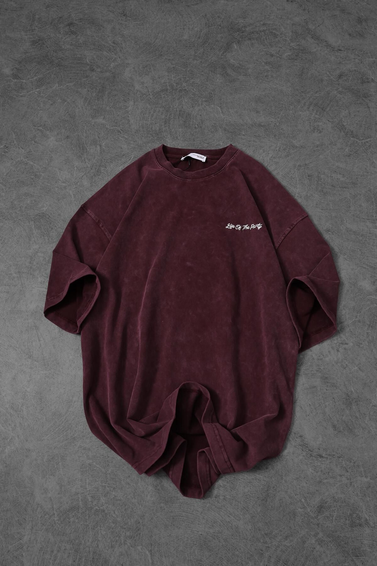 Slatra-Men's Burgundy Life of the Party Applique Dirty Embroidery Washed Oversize Tshirt 3