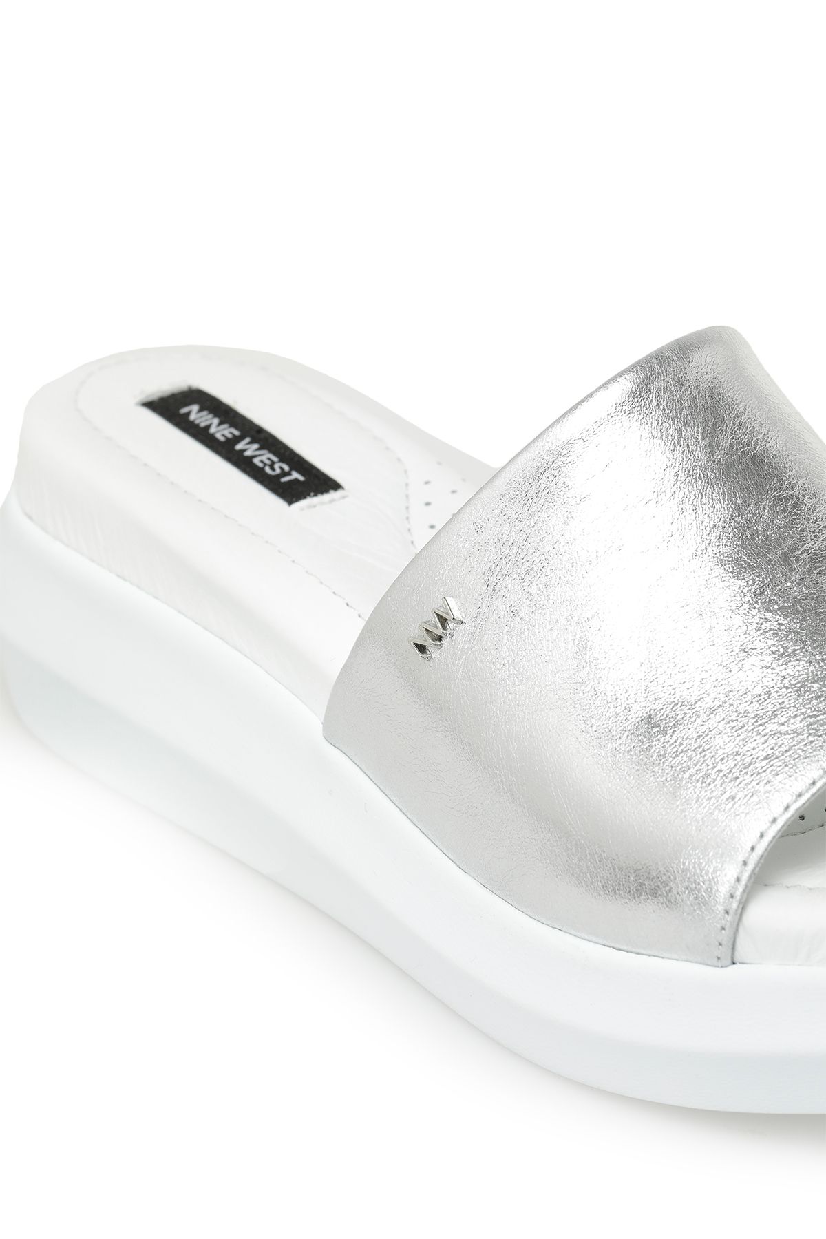 Nine West-Nesay 3fx Silver Women's Slippers 7