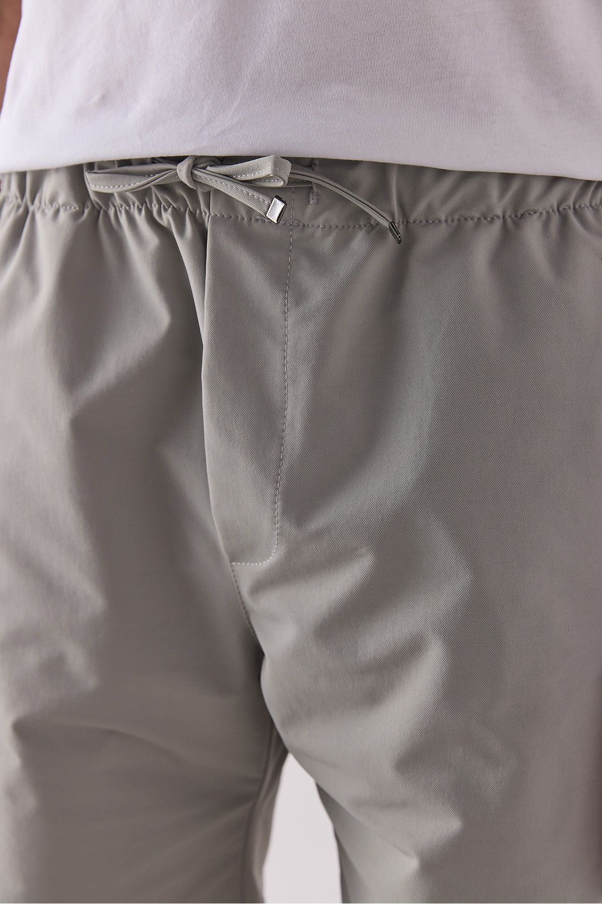 VENA-Elastic Waist Technical Shorts - Gray 5