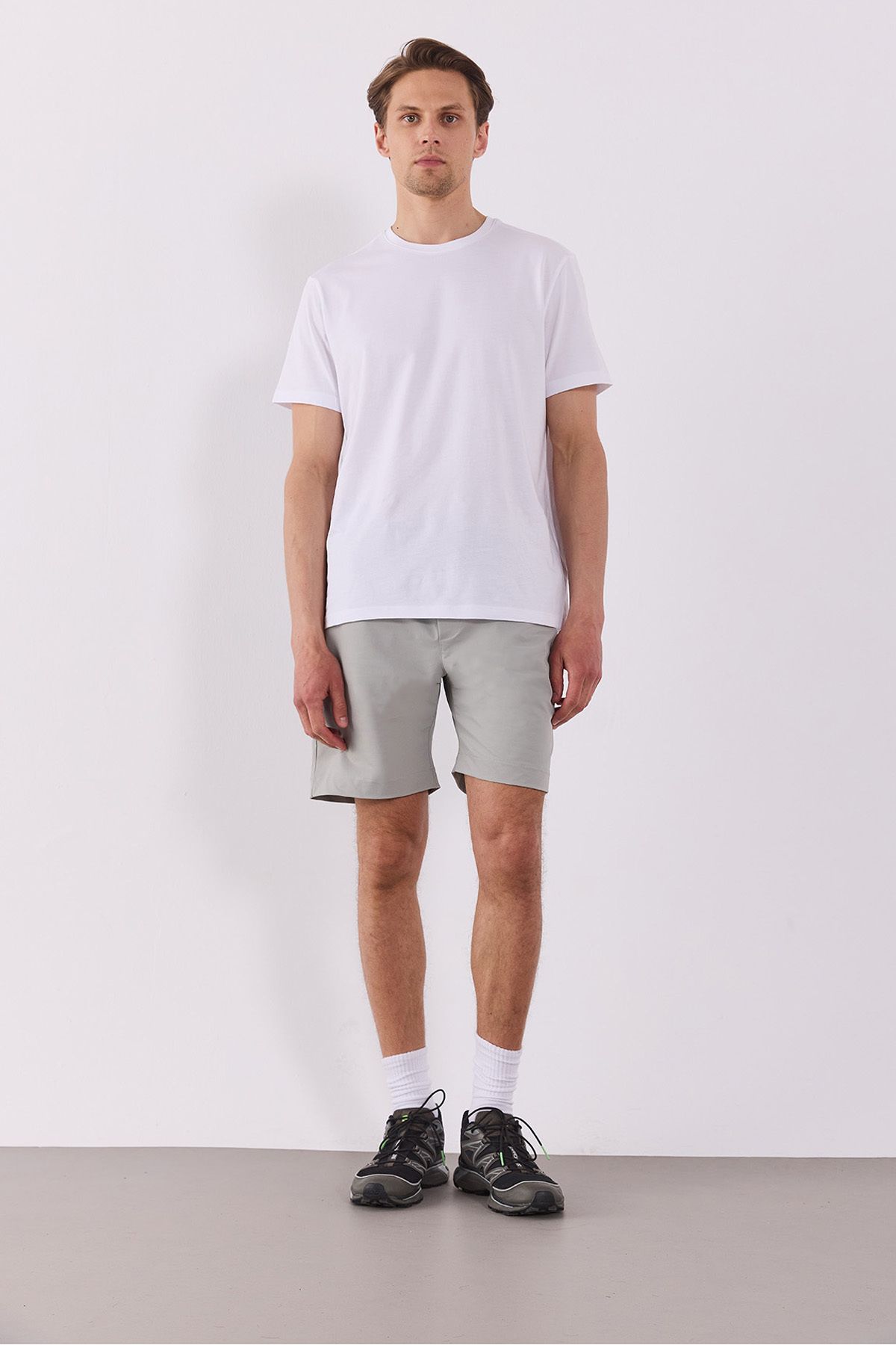 VENA-Elastic Waist Technical Shorts - Gray 2