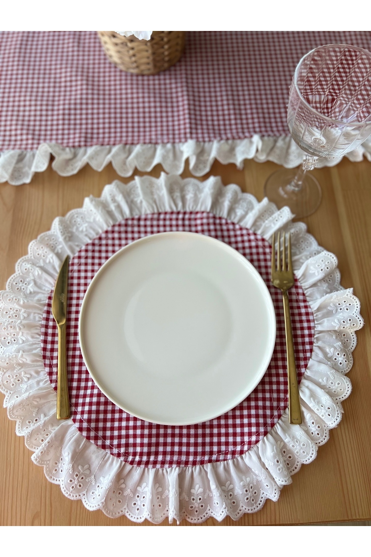 eyma home-Pitikare Scallop Ruffled Supla 6 Pieces (Stain Resistant) 2