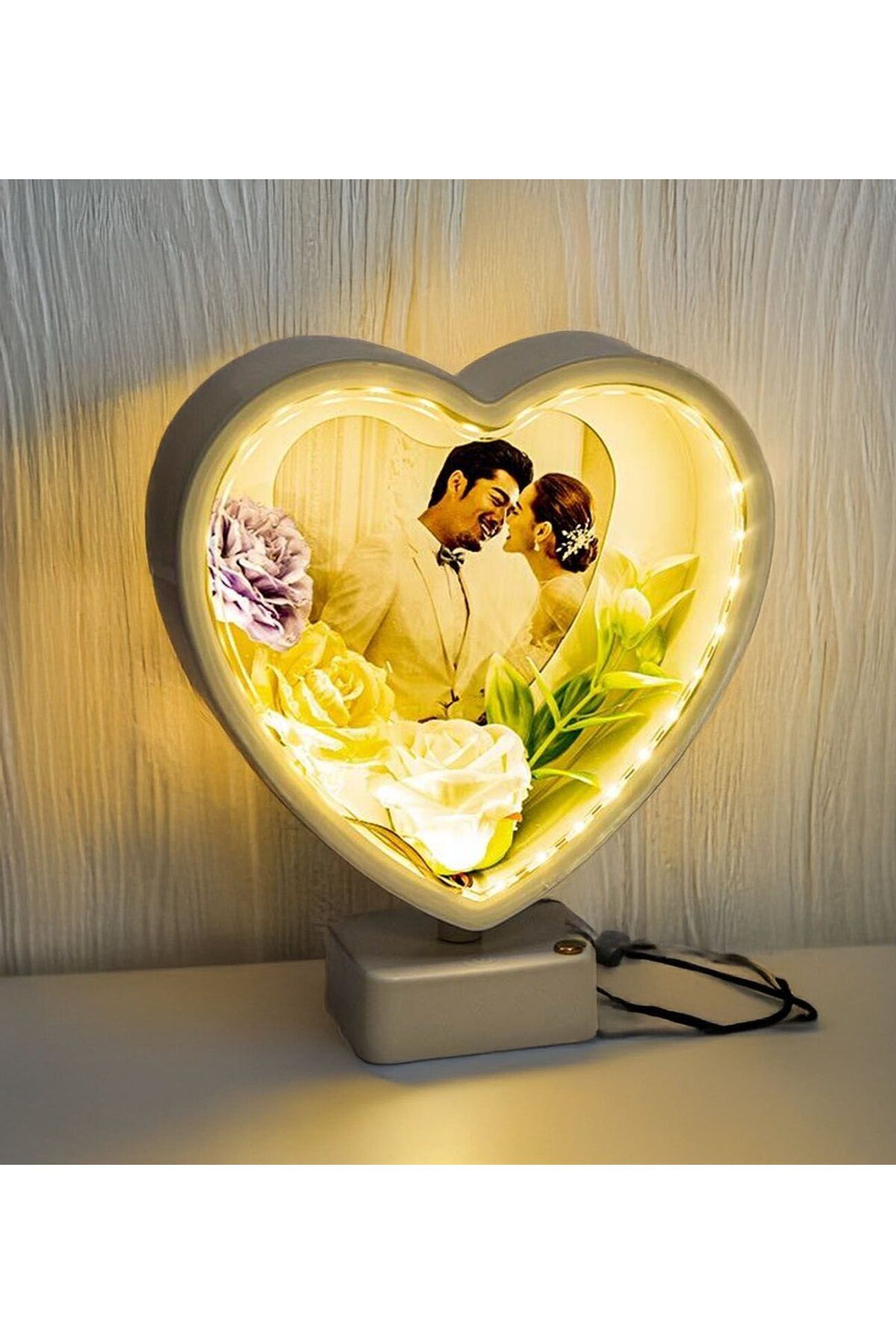 Bk Gift Kişiye Özel Fotoğraflı Güllü LED'li Kalp Abajur Çerçeve, Sevgiliye Hediye, Arkadaş Hediye