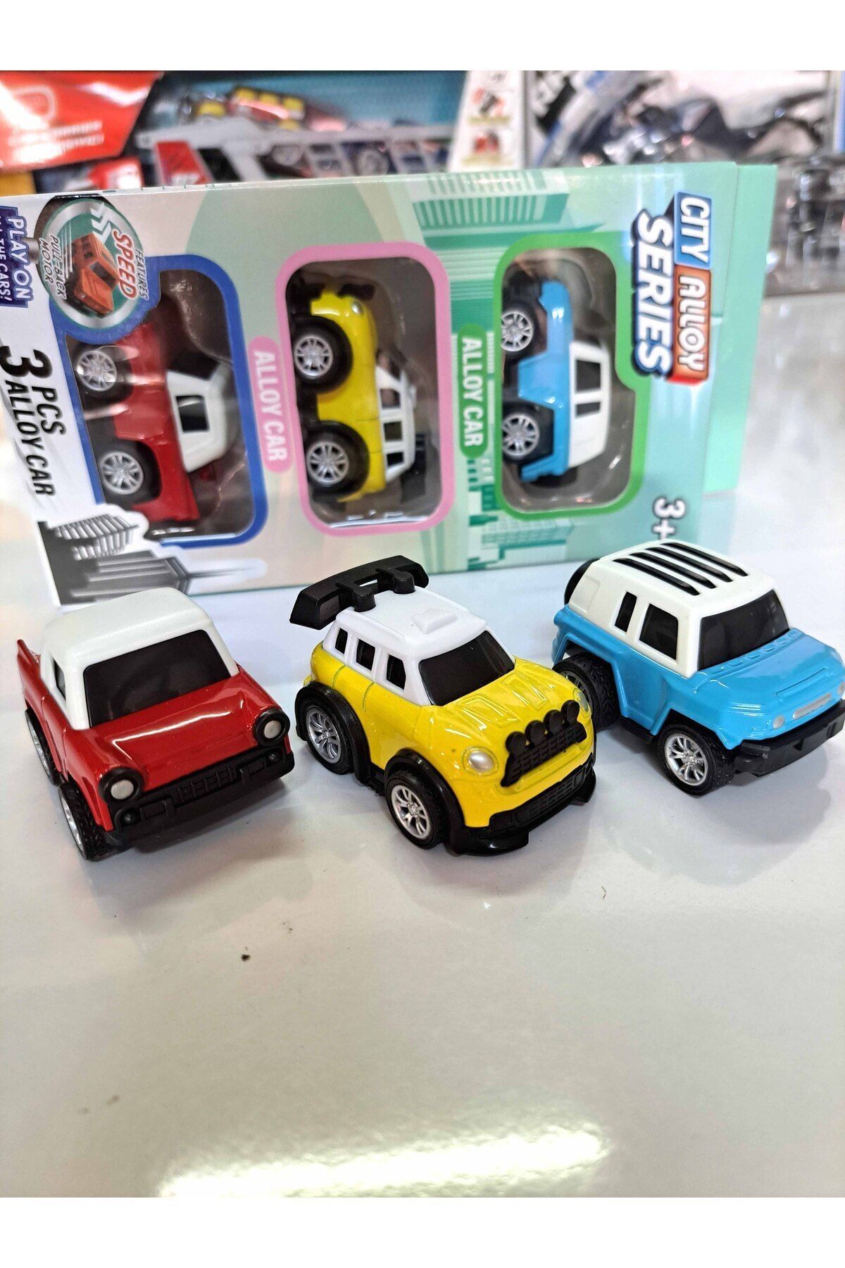 FEN TOYS-سيارات نموذج سيارة صغير جمالي شخصية كرتونية سيارة جيب سباق كلاسيكية 22 × 10 سم 3 قطع 4