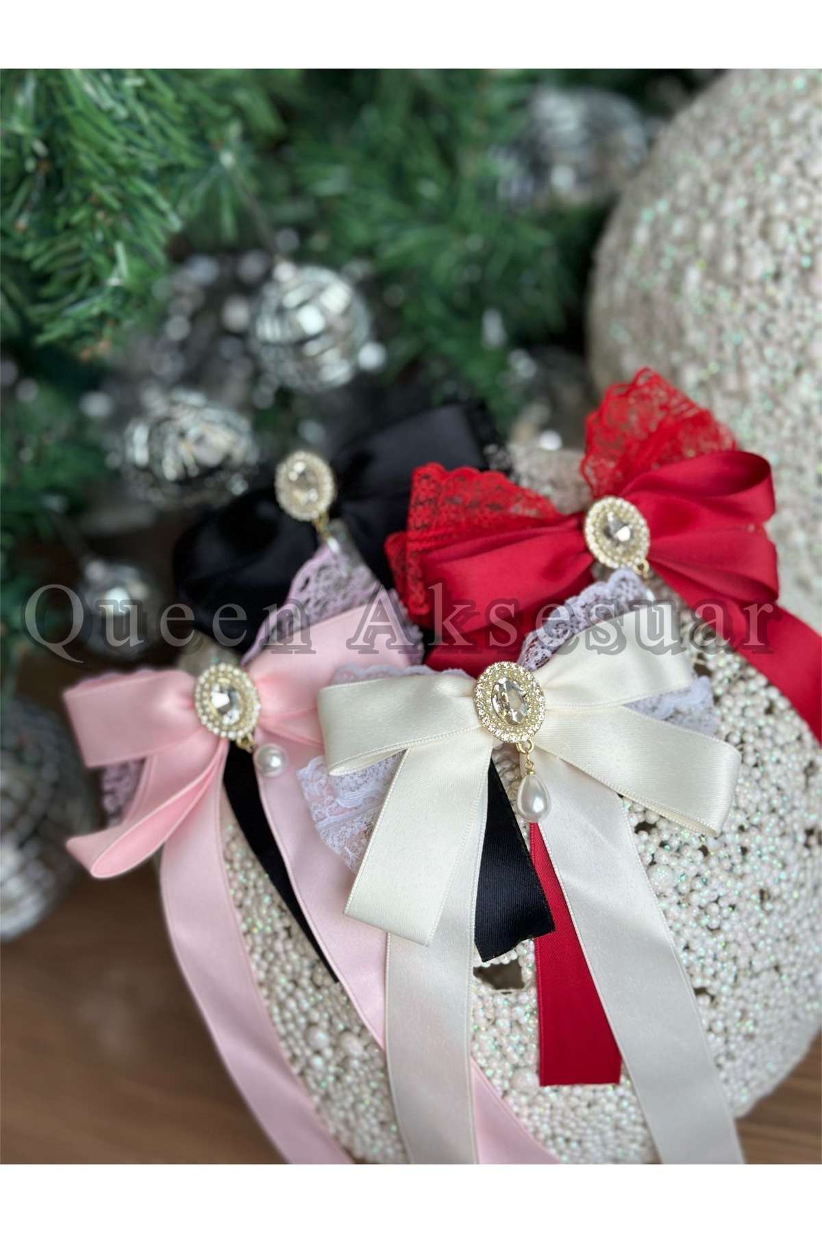 QUEEN AKSESUAR-Lace Satin with Pearl Stone Brooch Bow Pendant Ribbon Tail Buckle Automatic Clip Black 4