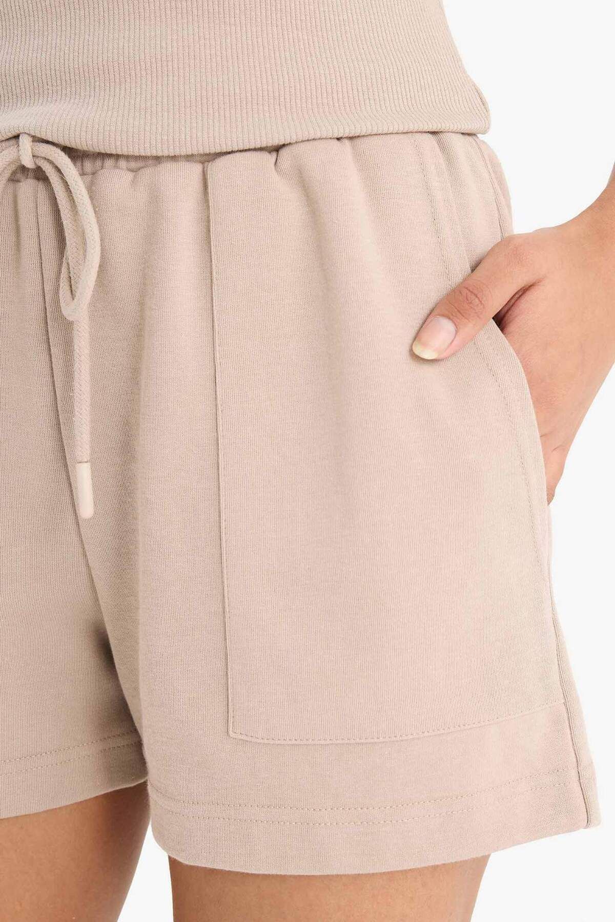 DeFacto-Regular Fit Stretchy Waisted Lace up Bermuda Shorts D3327Ax25Sp 6