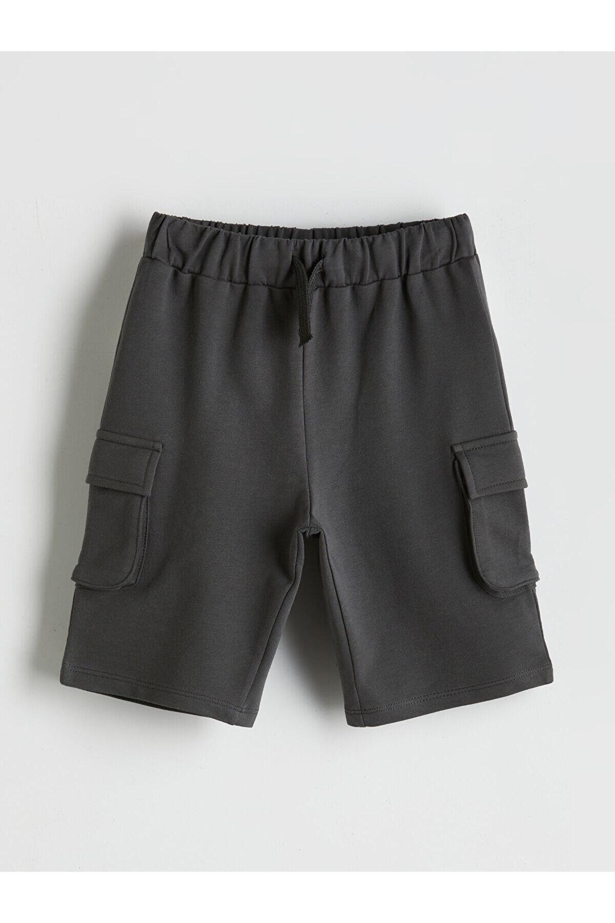 شورت و شلوارک ال سی وایکیکی S5FS23Z1 شورت و شلوارک ال سی وایکیکی S5FS23Z1